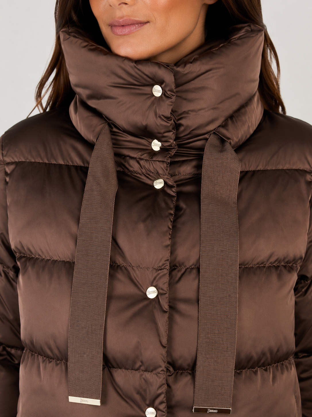 CAPPA IN SATIN FONDENTE
