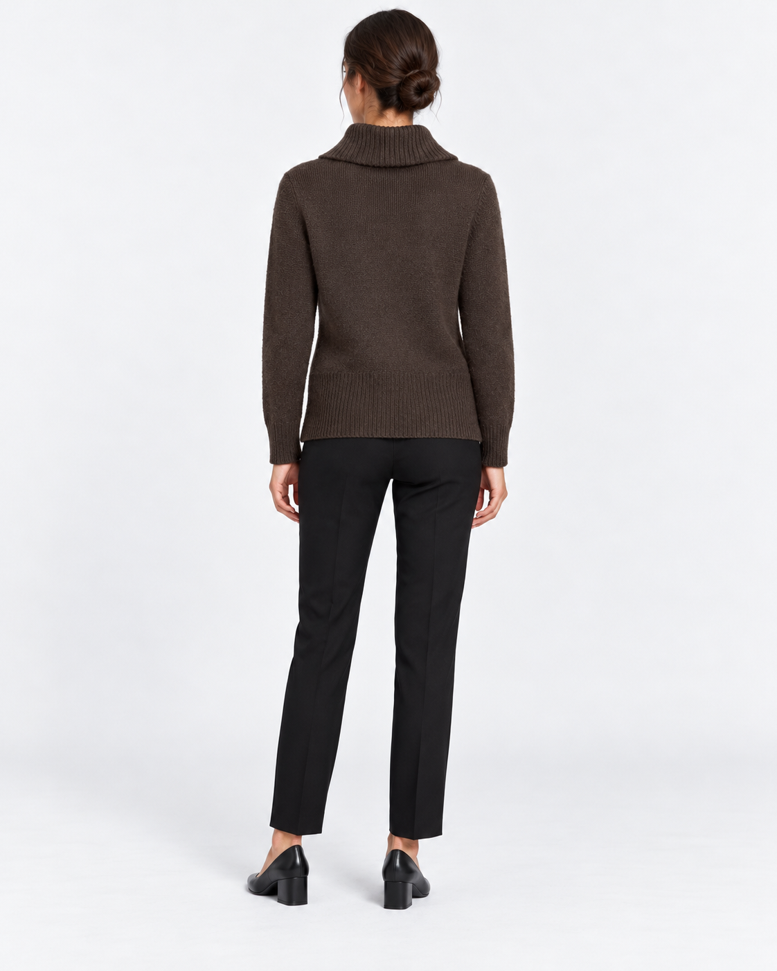 Gran Sasso Maglia Donna Marrone in Cashmere con Collo Asimmetrico