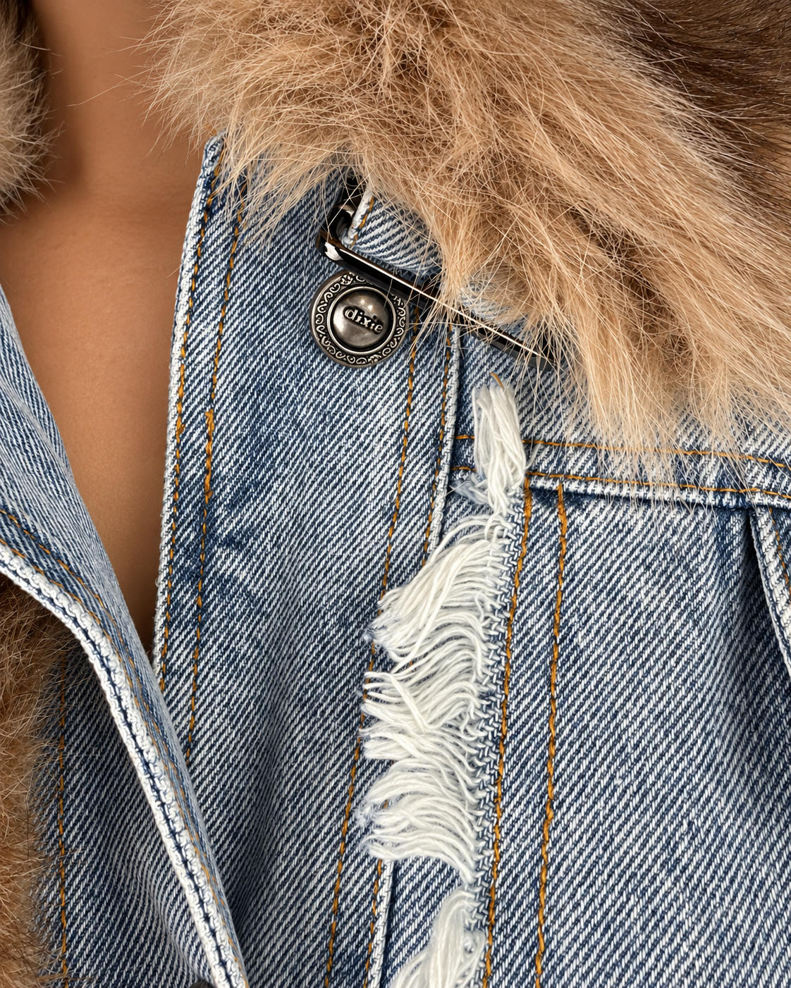 Dixie giubbotto donna in denim chiaro ed ecopelliccia