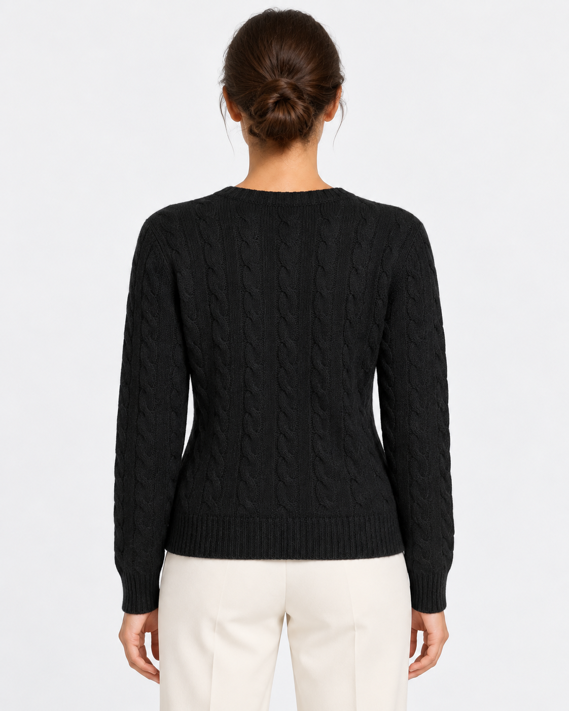 Maglione a collo a V in lana e cashmere a trecce