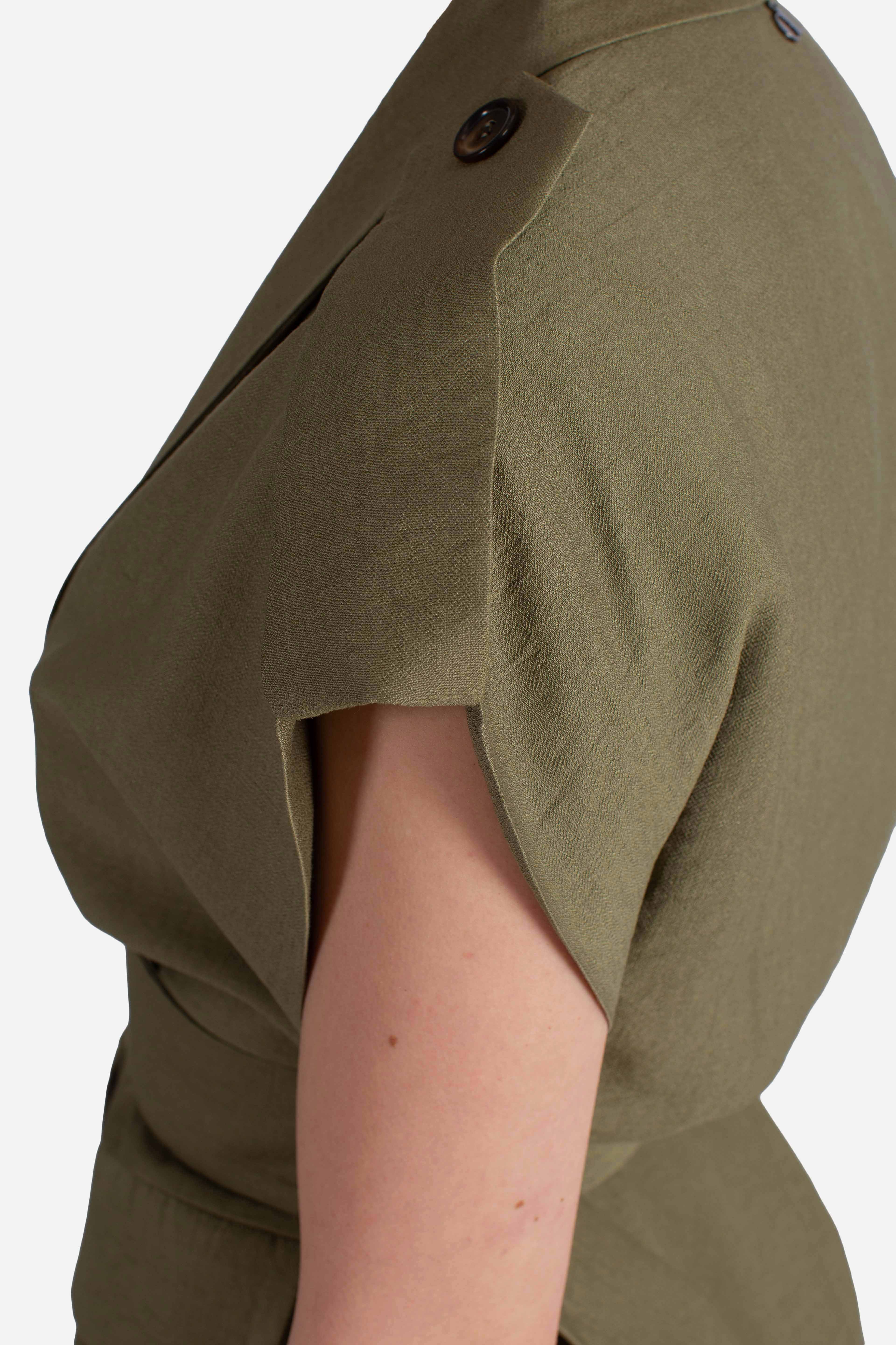 Gilet donna verde militare con cintura in vita