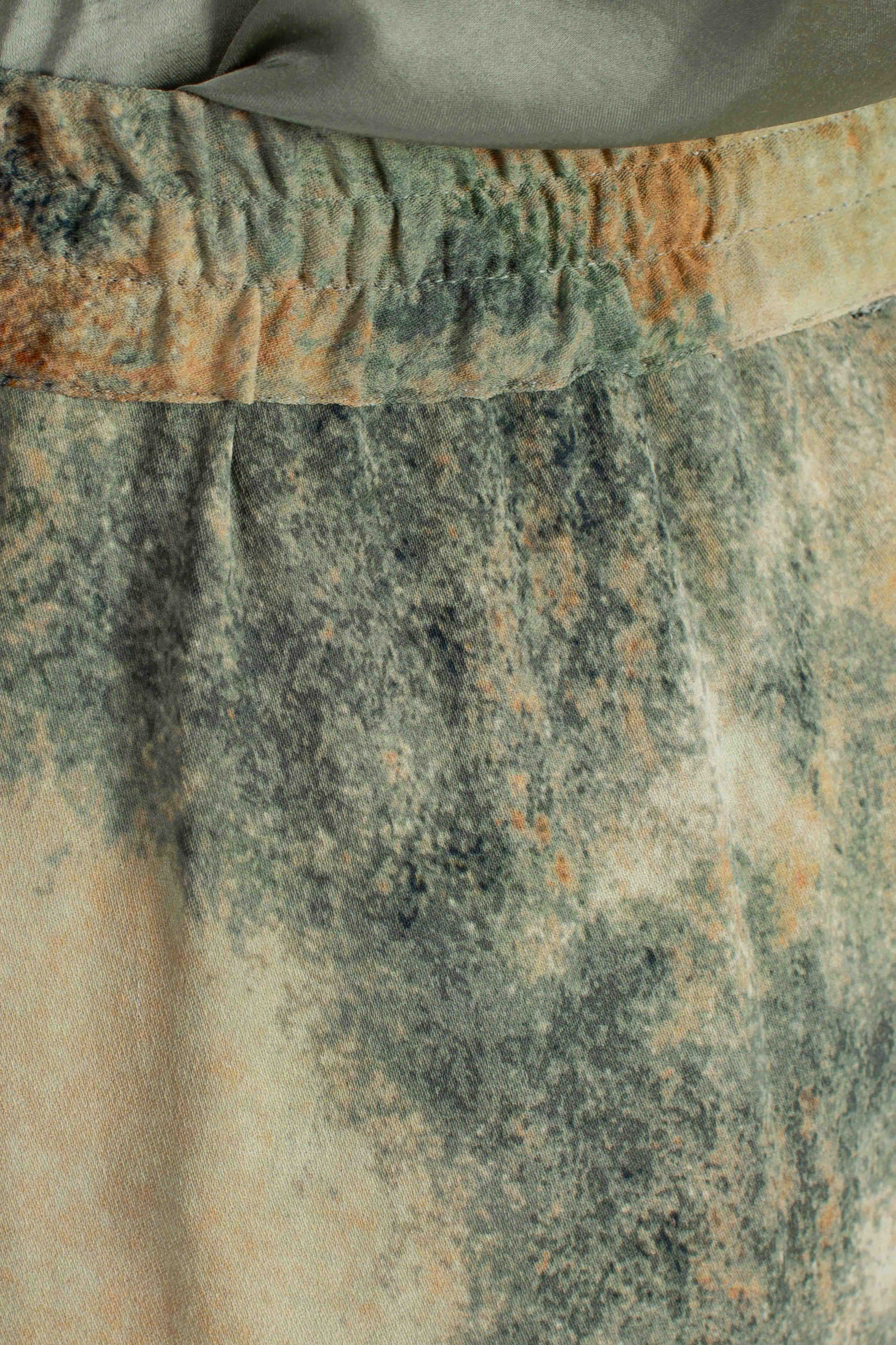 Pantalone donna in viscosa fantasia con ricami paillettes