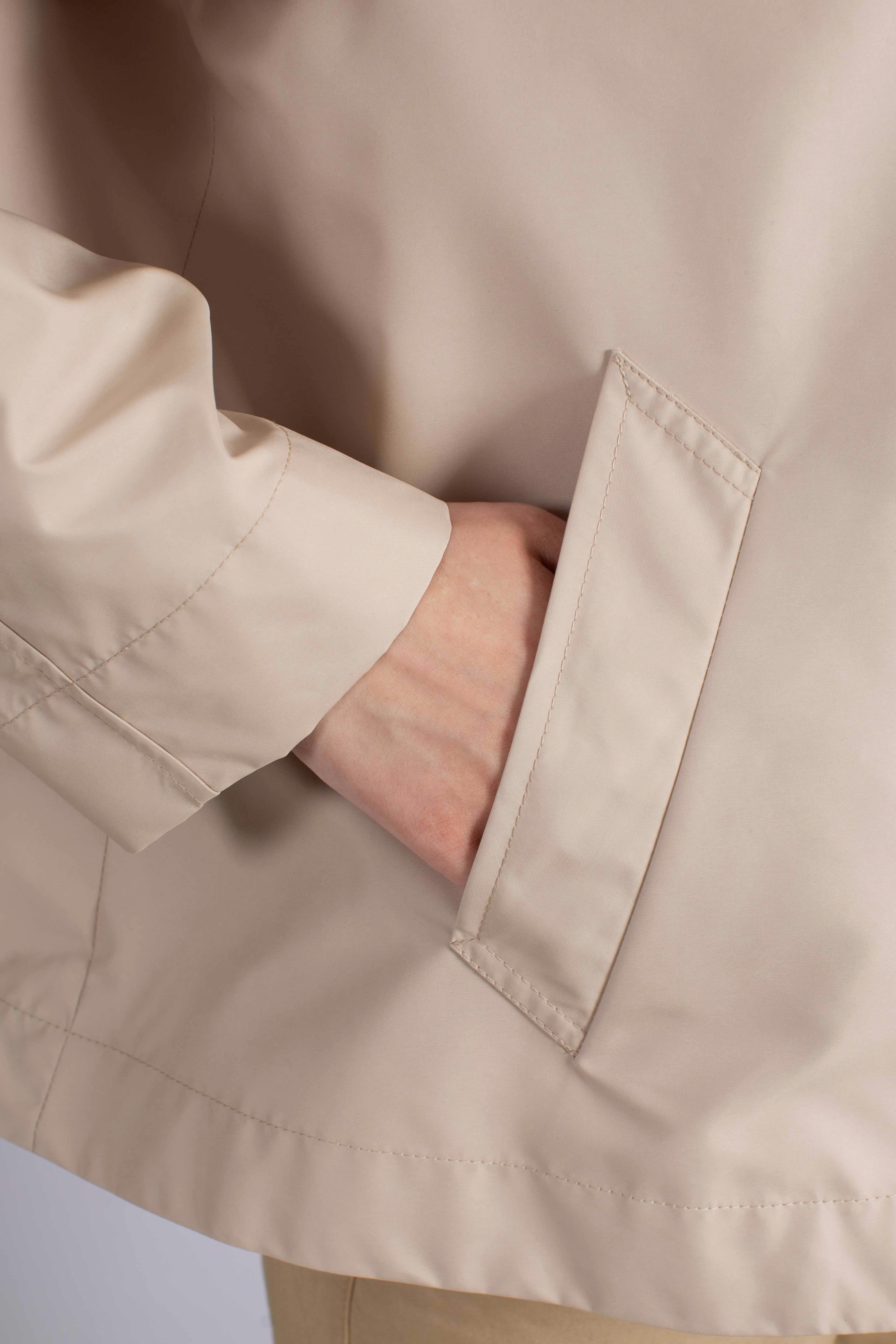 Parka Corto in Popeline Tecnico beige