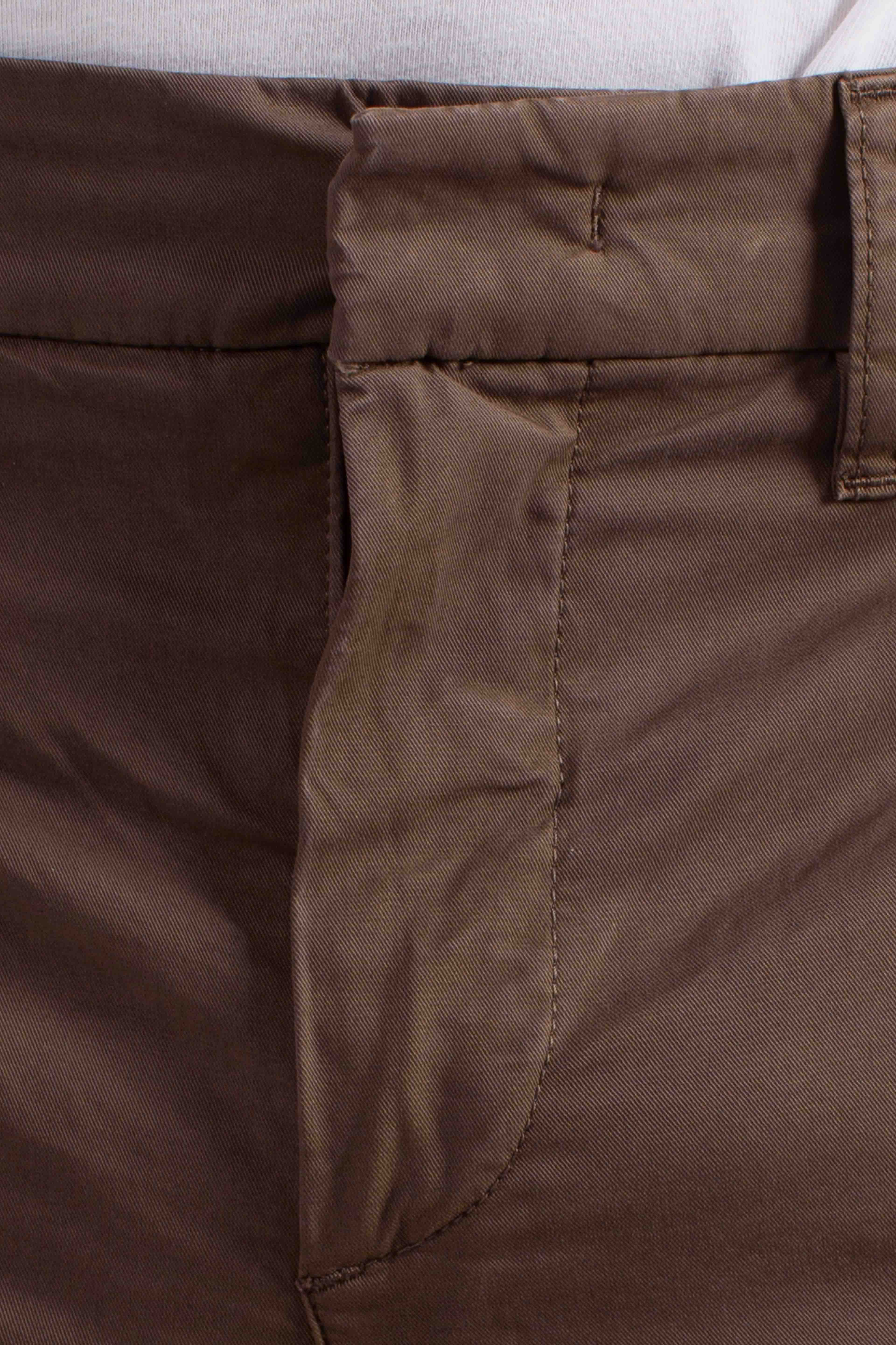 Pantaloni Slim Fit in Gabardine Stretch moro