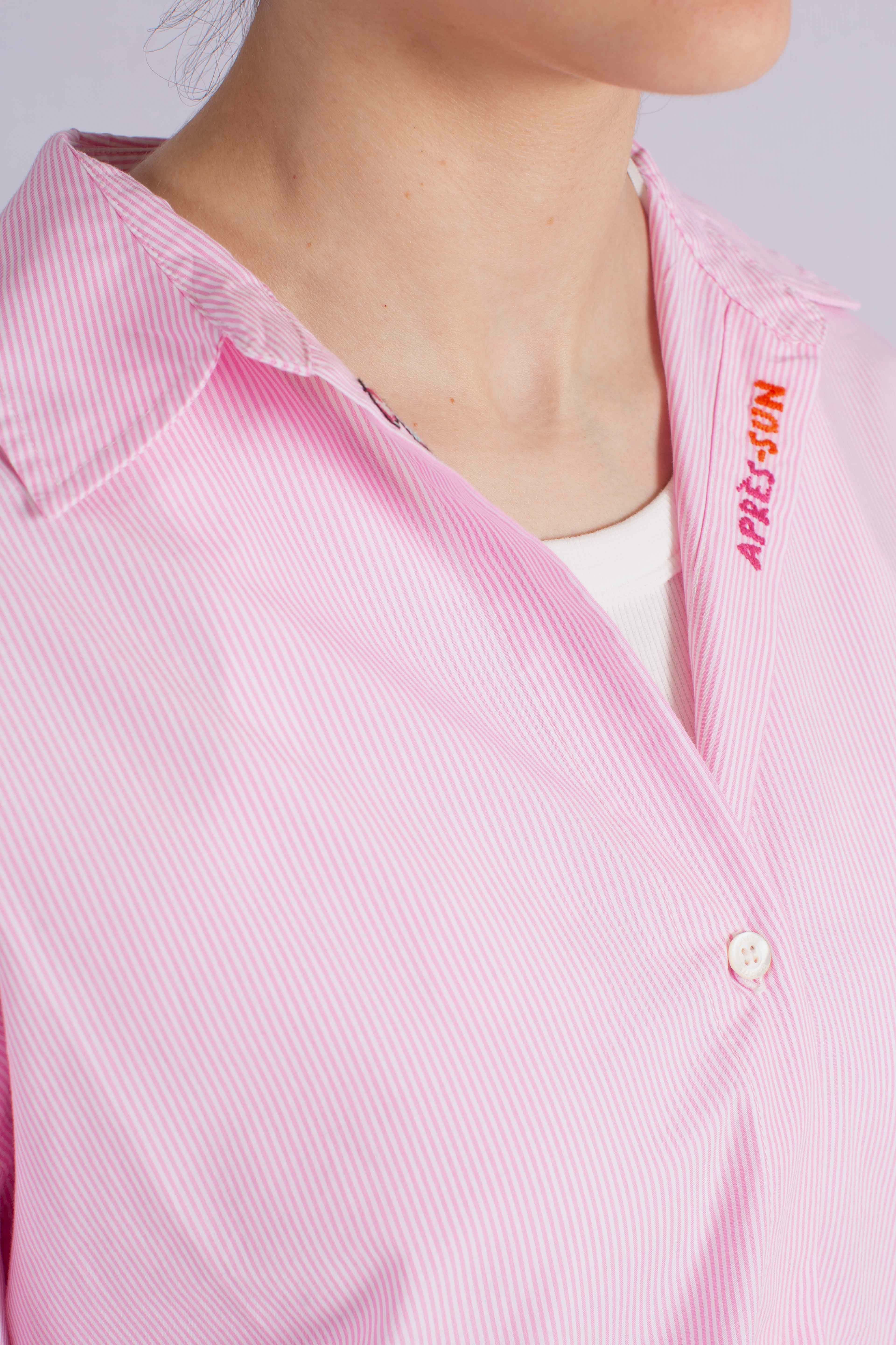 Camicia Cristal in popeline di cotone a righe rosa con ricami