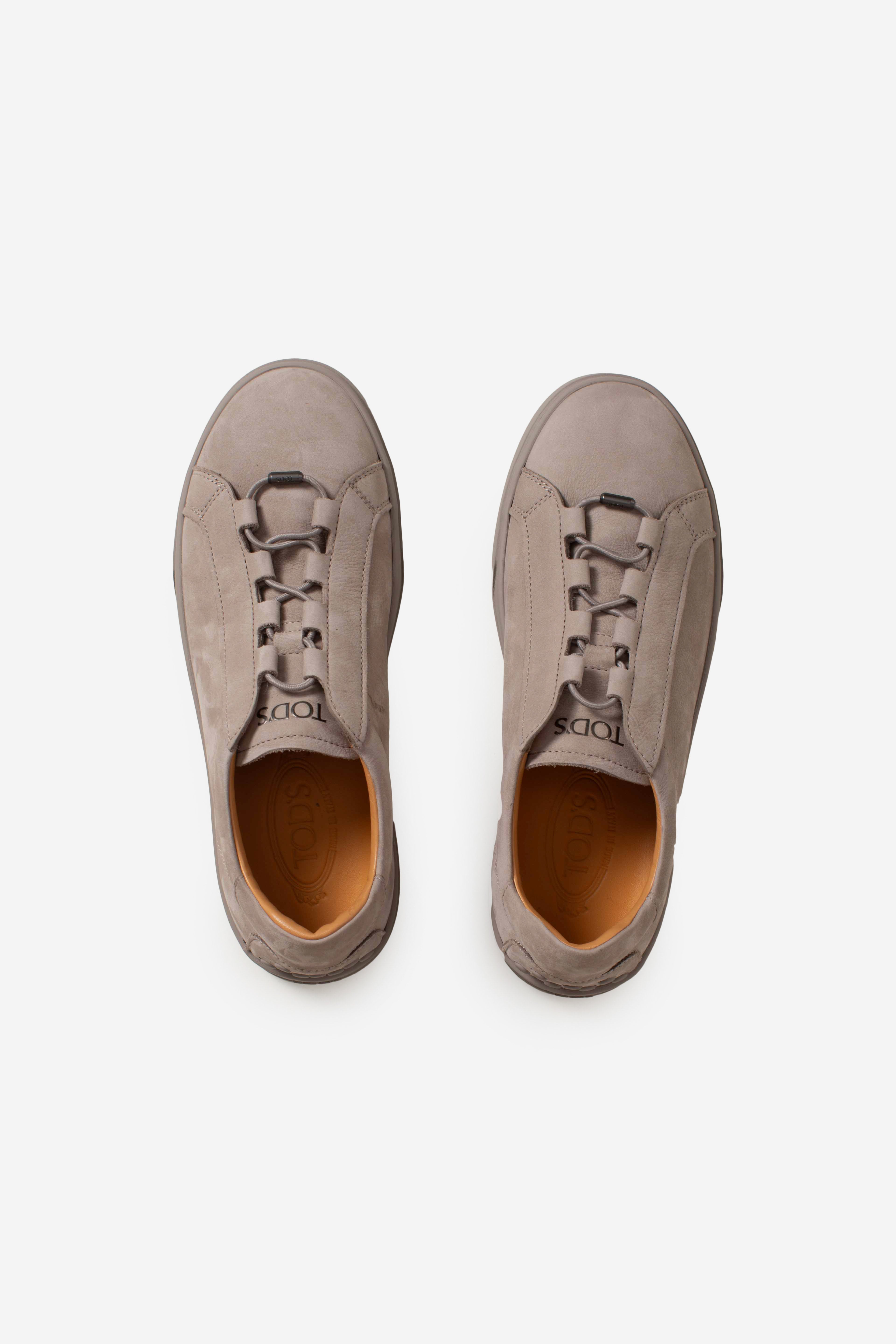 Sneakers in Nabuk grigio