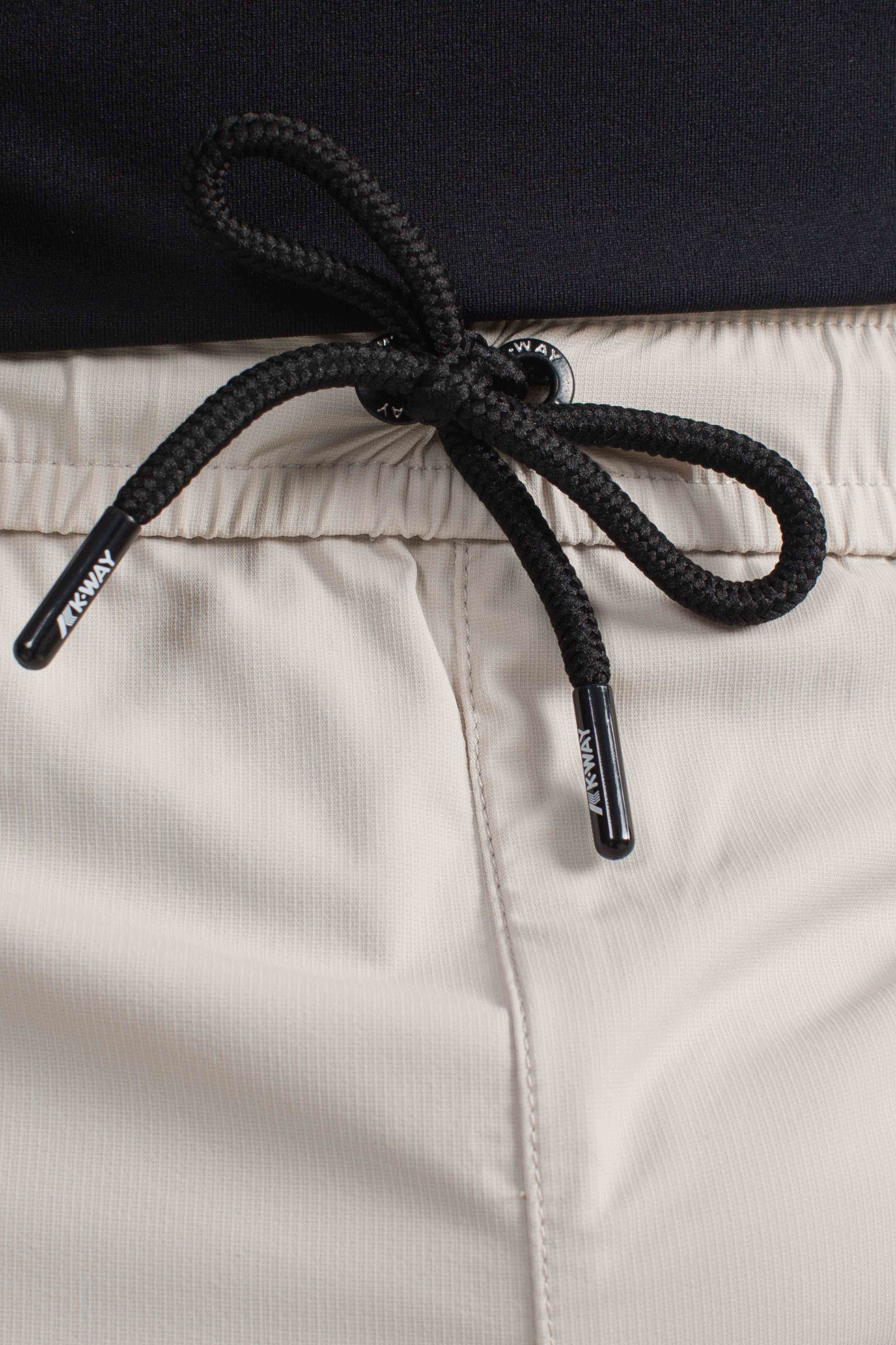 Pantaloncino tecnico Nesilier travel beige lt