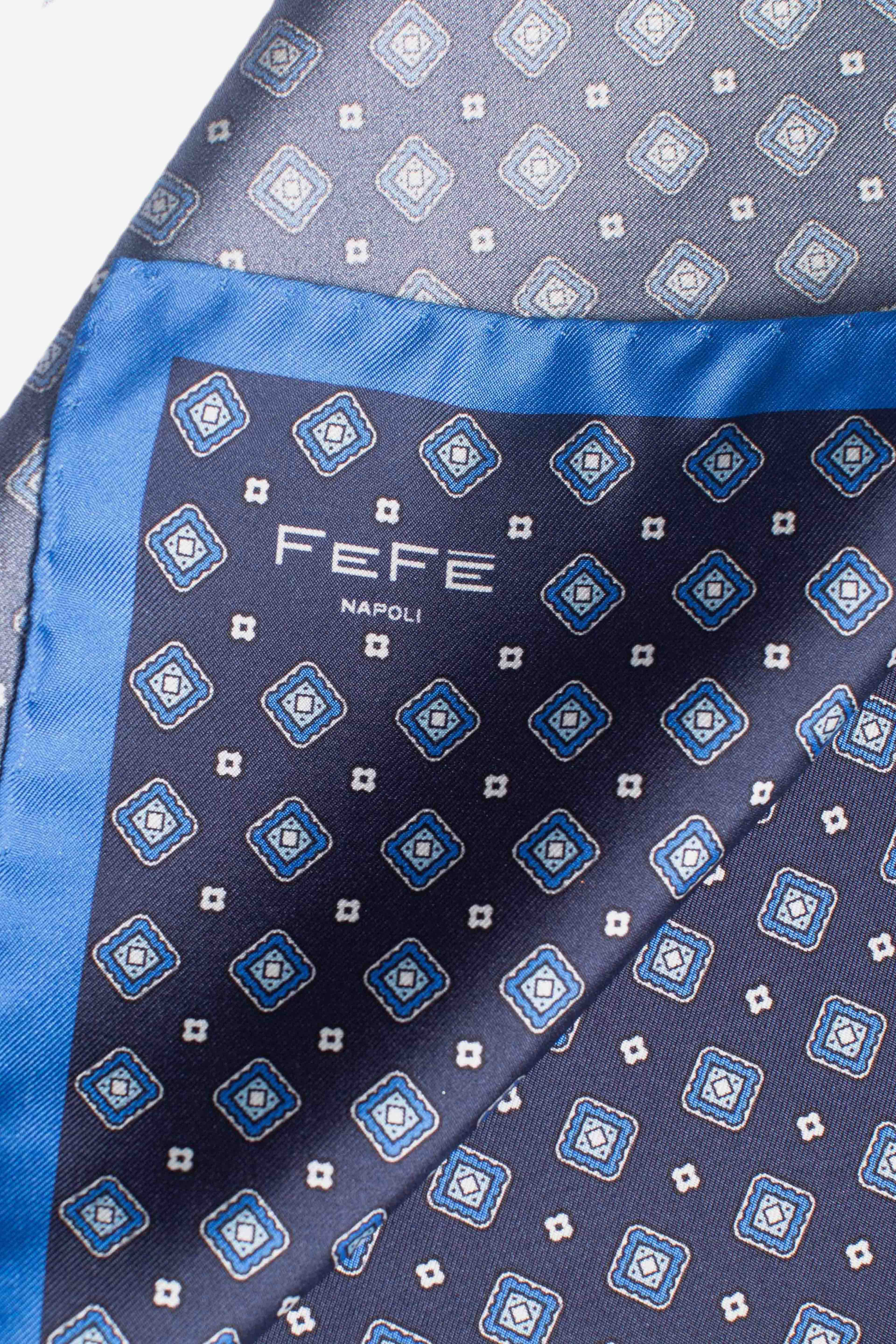 Pochette in seta semi rombi fiori blu