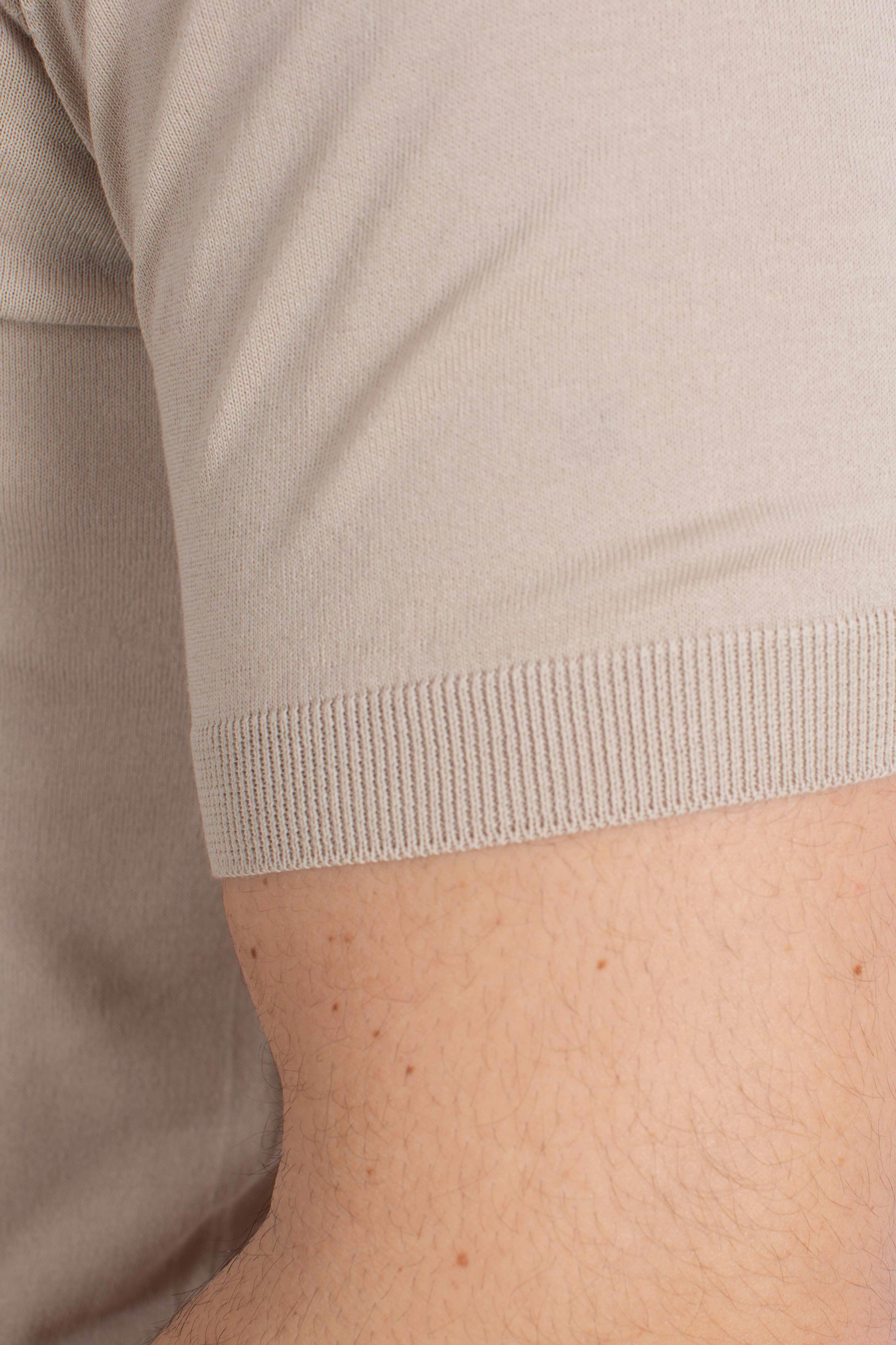 Maglia girocollo in cotone extra-fine beige chiaro