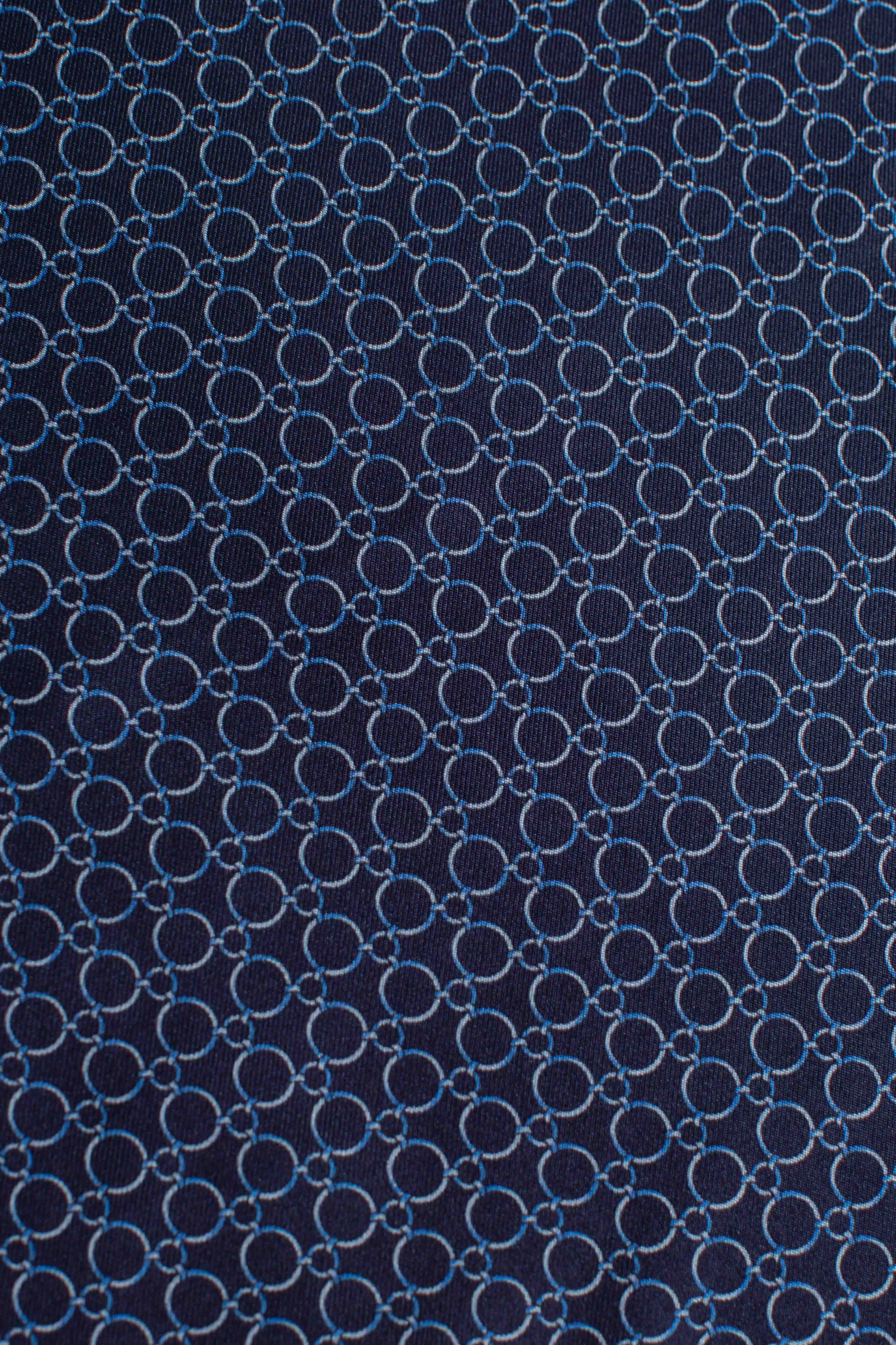 Pochette in seta stampa catena blu