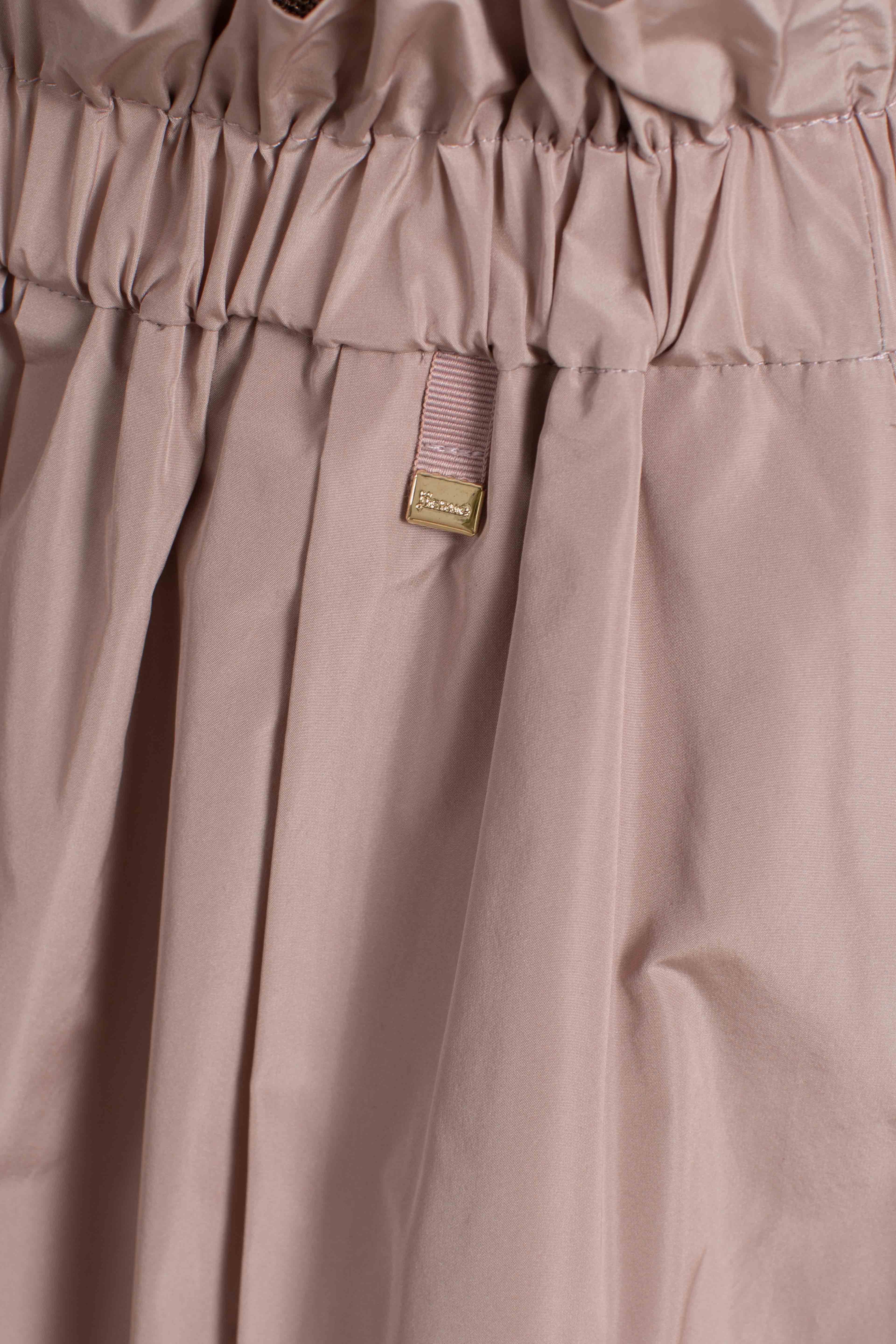 Gonna in new techno taffetà cipria