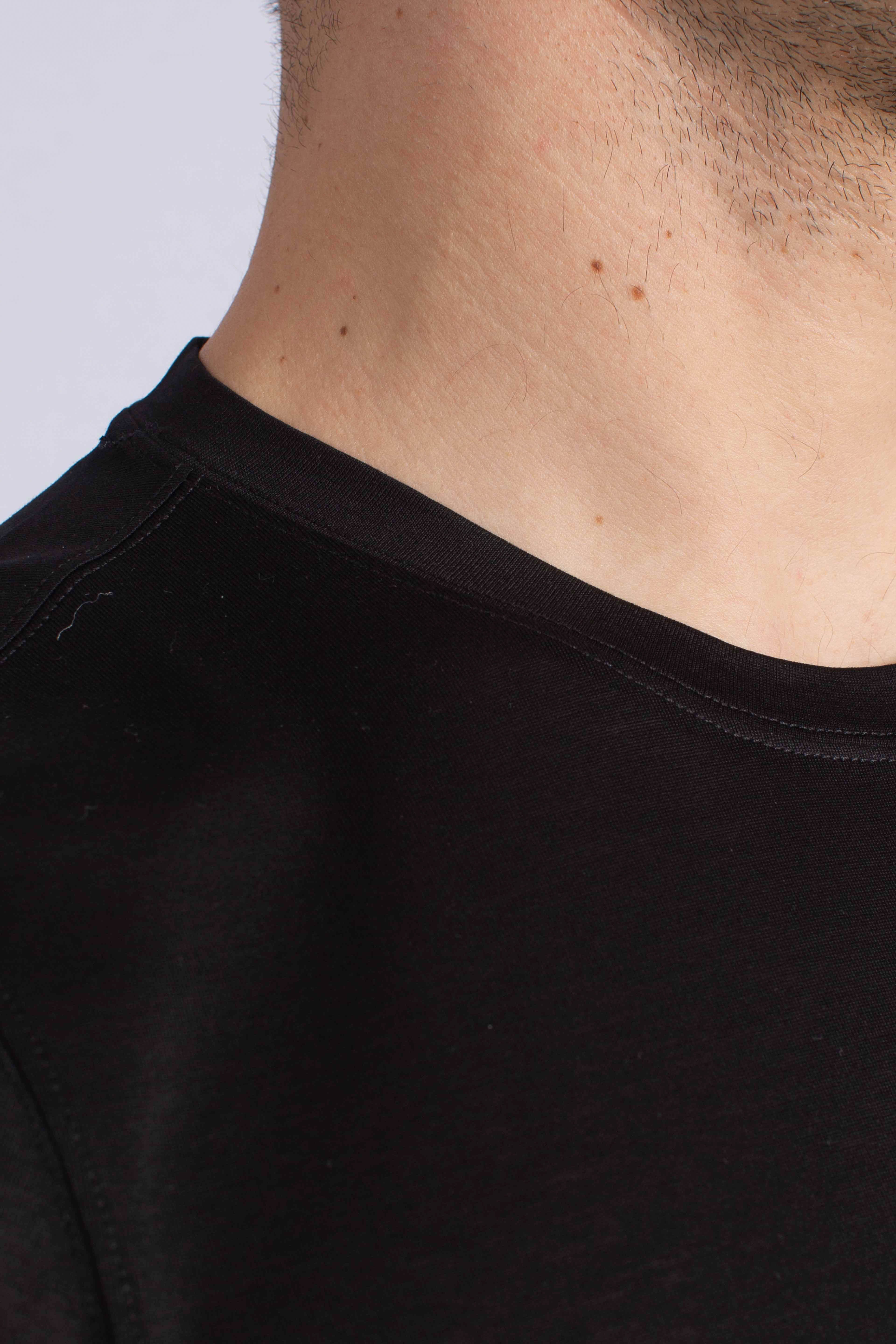 T-shirt in filo di scozia nero