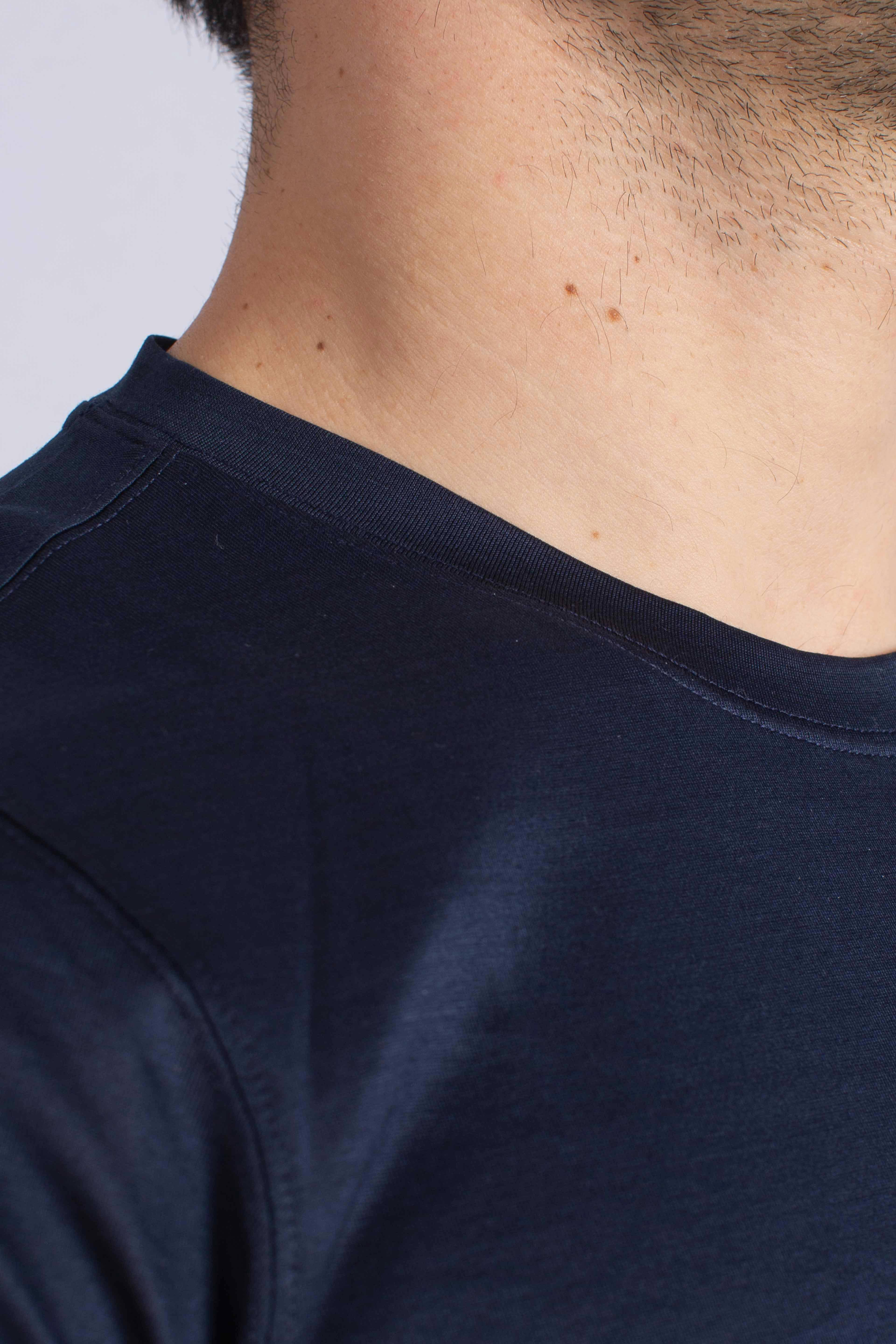 T-shirt in filo di scozia blu