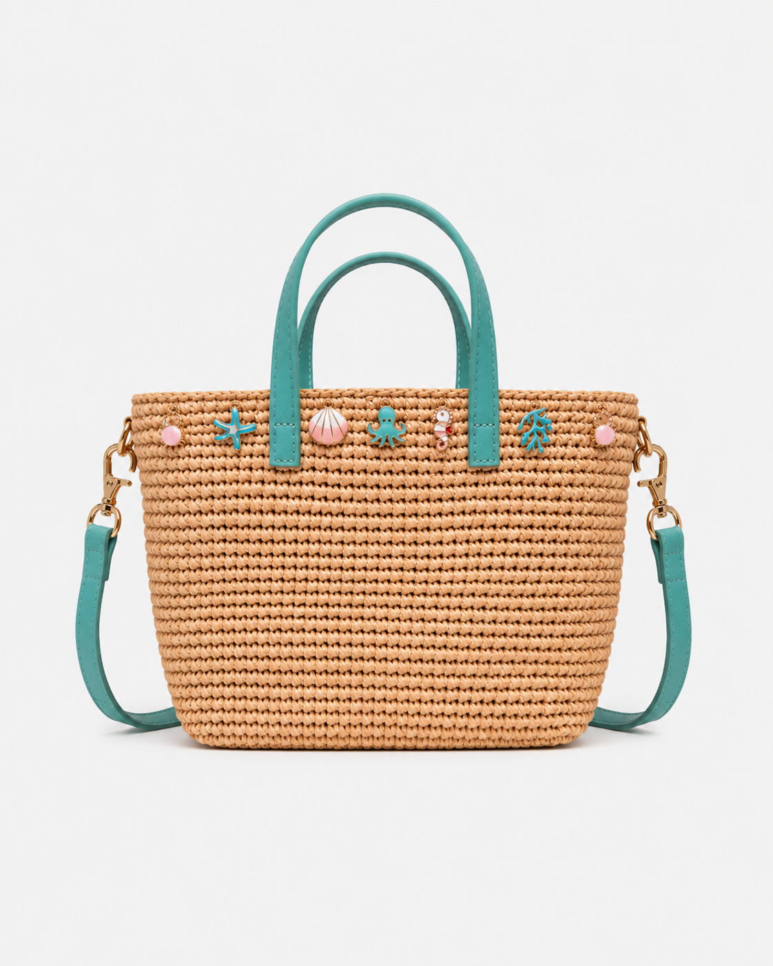 Borsa City mini in raffia con charms applicati e logo ricamato