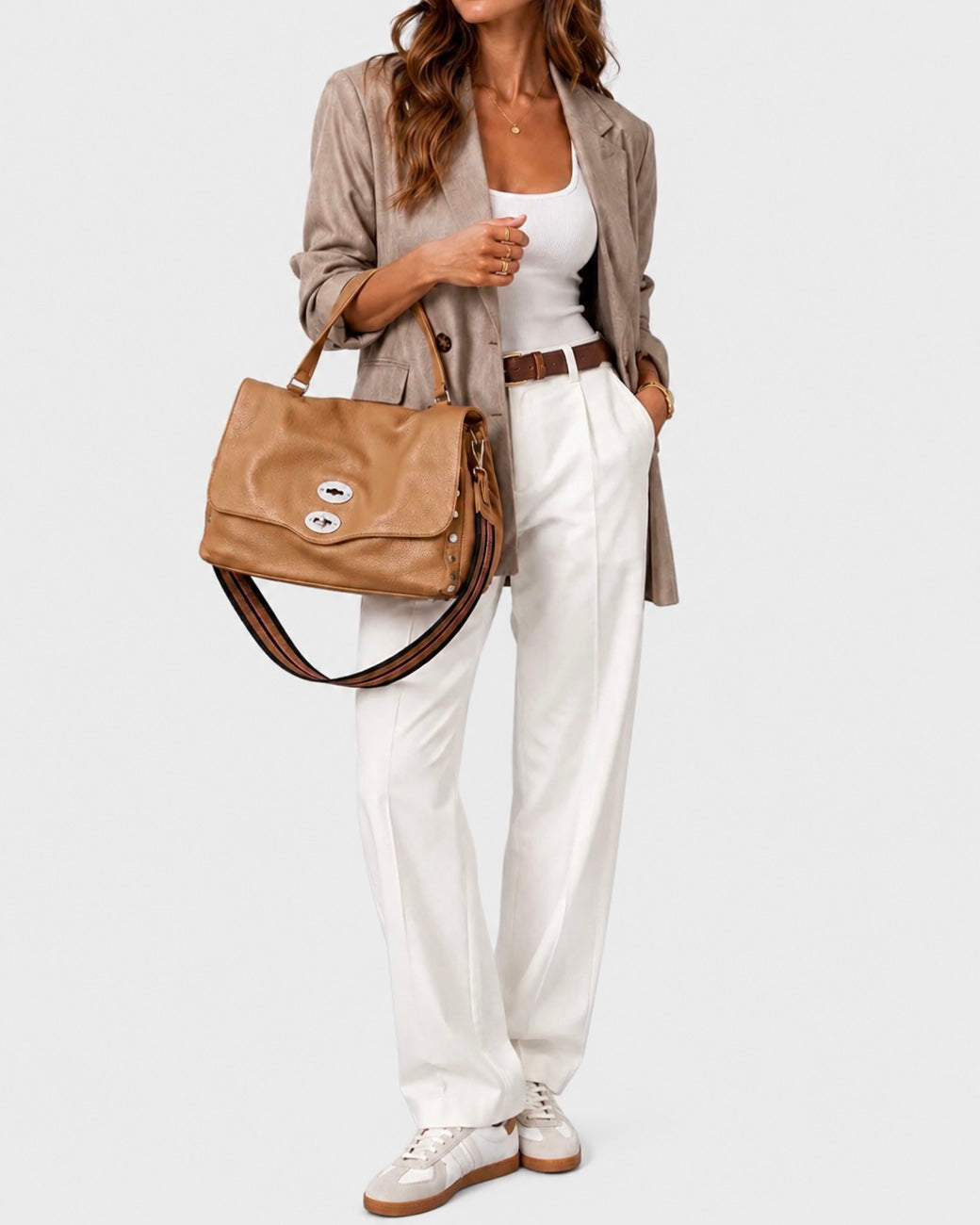 BORSA POSTINA® MEDIUM IN PELLE MARTELLATA BROWN CANTUCCI