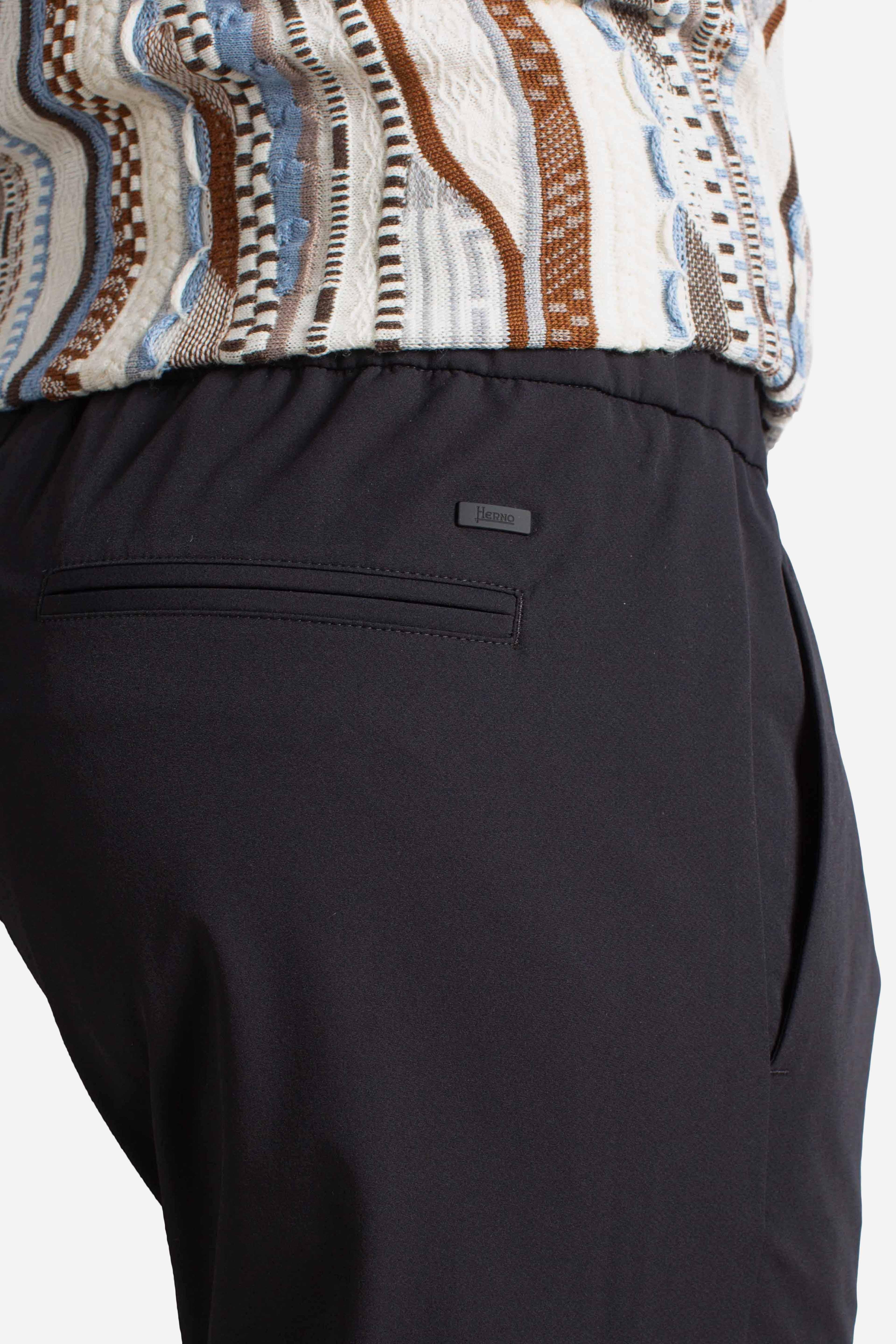PANTALONI IN LIGHT COMFORT STRETCH WOVEN nero PT000155U12773S9300 HERNO