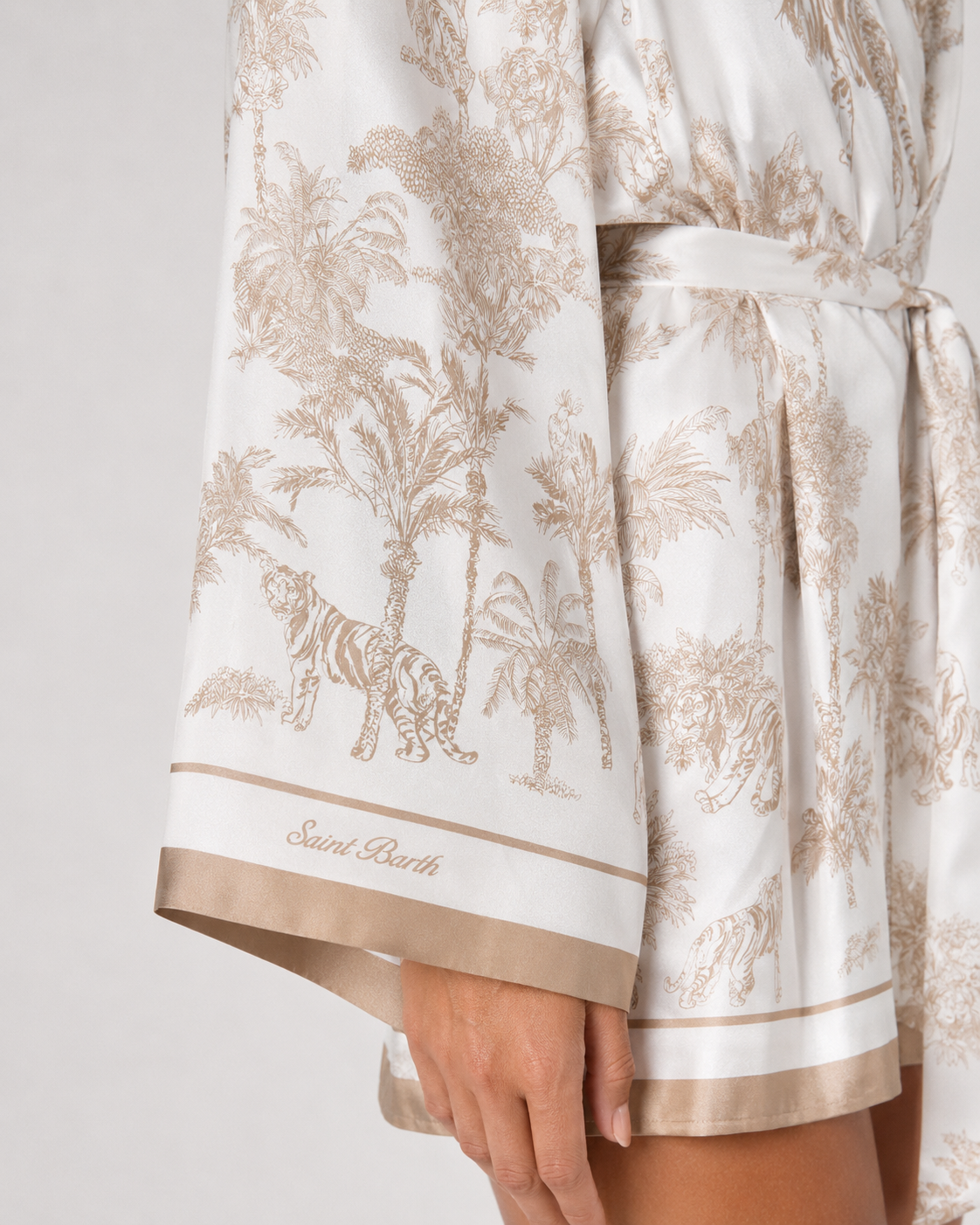 Kimono corto Carly in seta con stampa jungle oceania