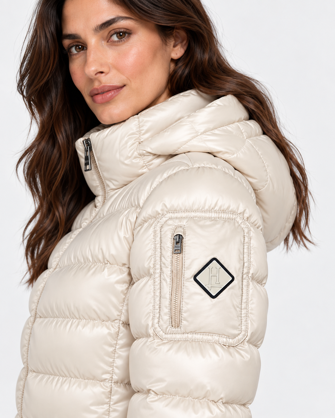 Herno Giaccone donna in nylon lucido Chantilly con cappuccio
