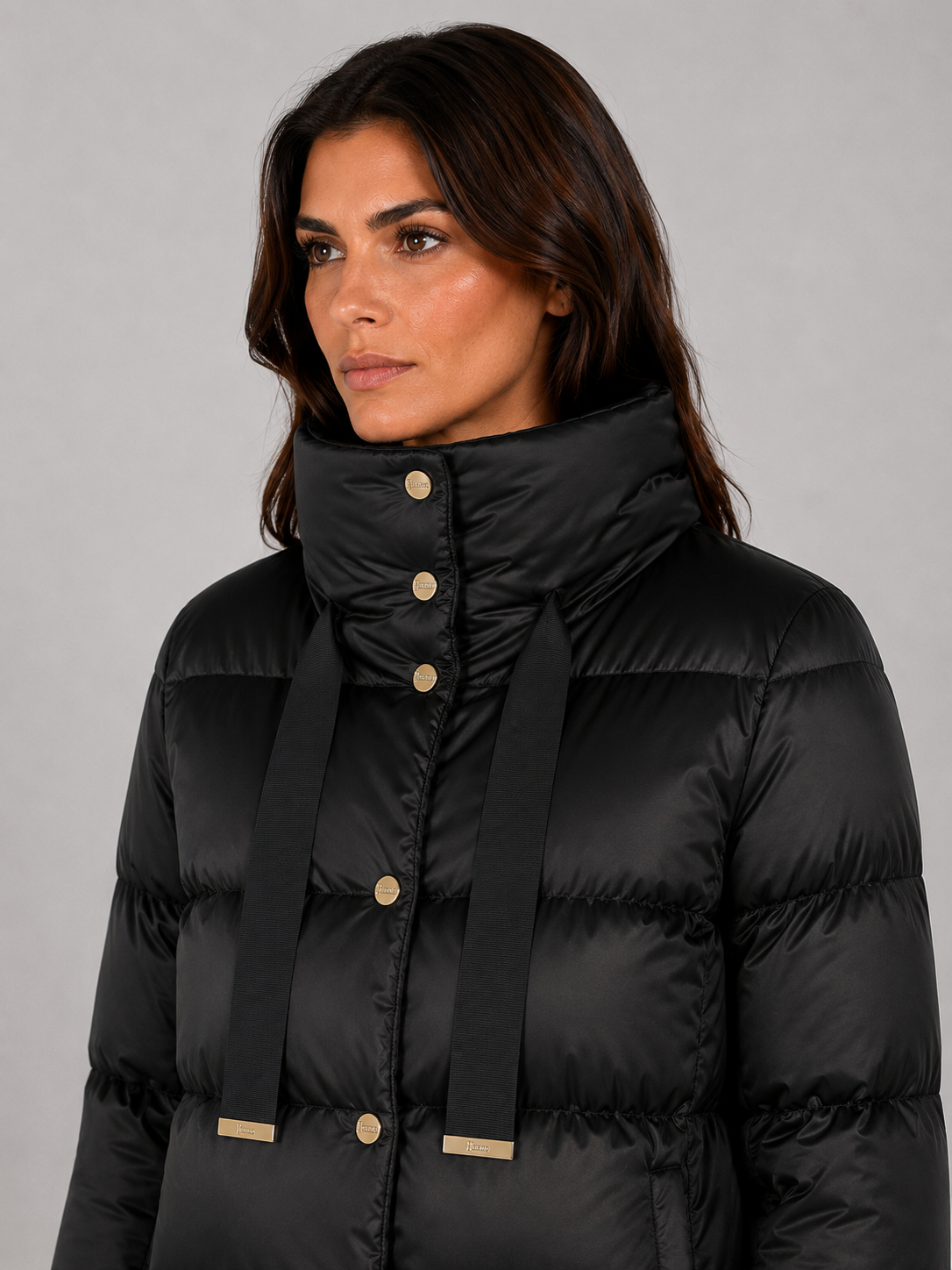 CAPPA NERA IN SATIN