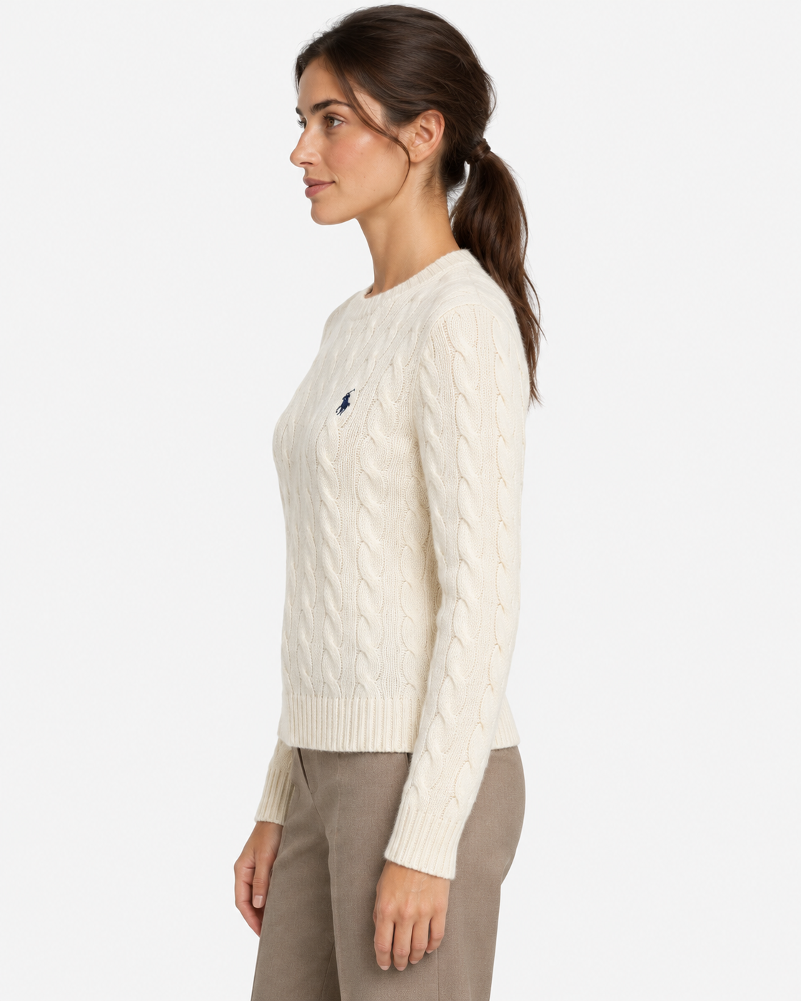 White cable-knit wool and cashmere crew neck