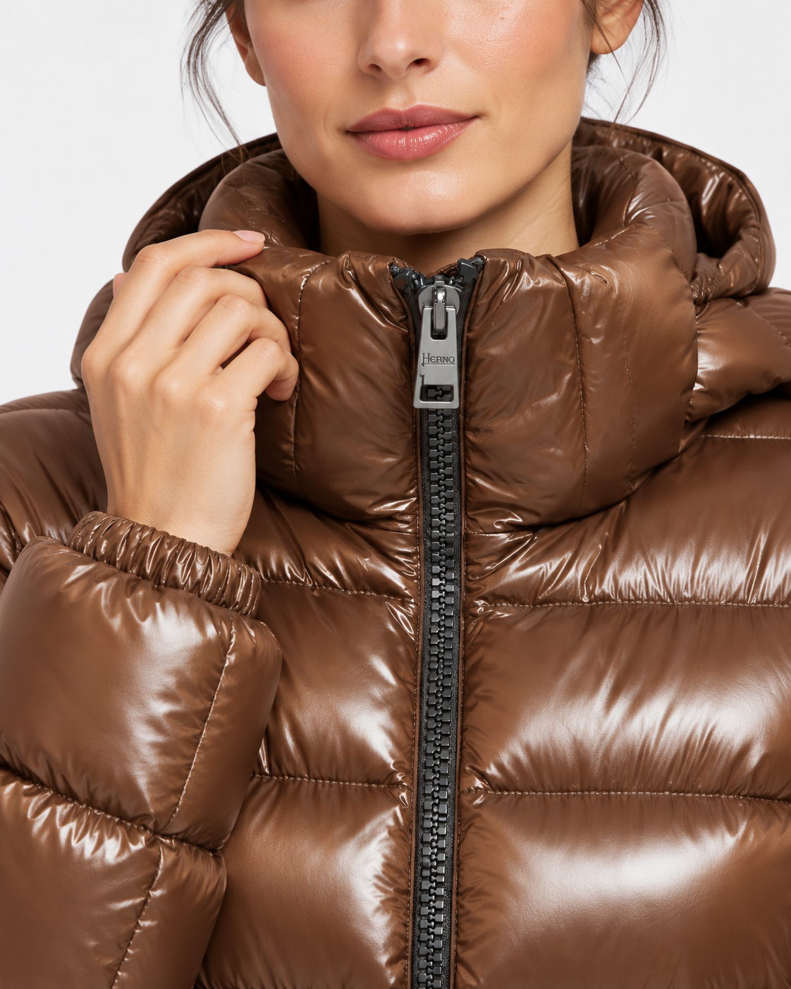 Herno Piumino Donna in Nylon Lucido Testa di Moro con Cappuccio