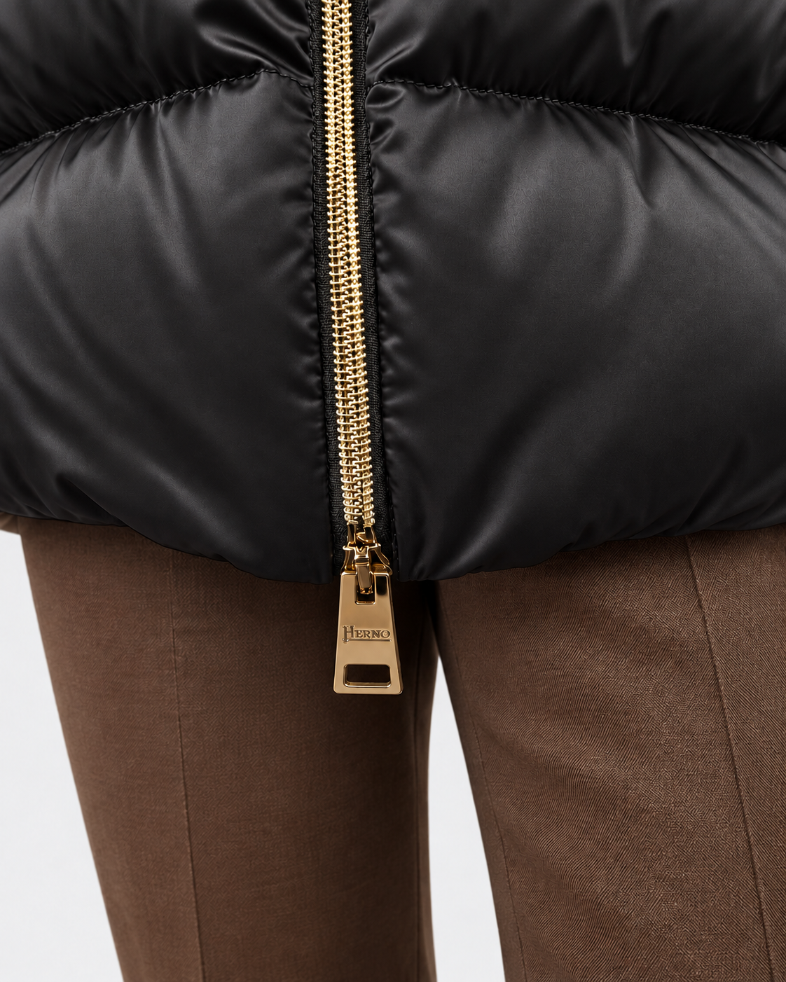 Herno Piumino donna A-shape in satin nero