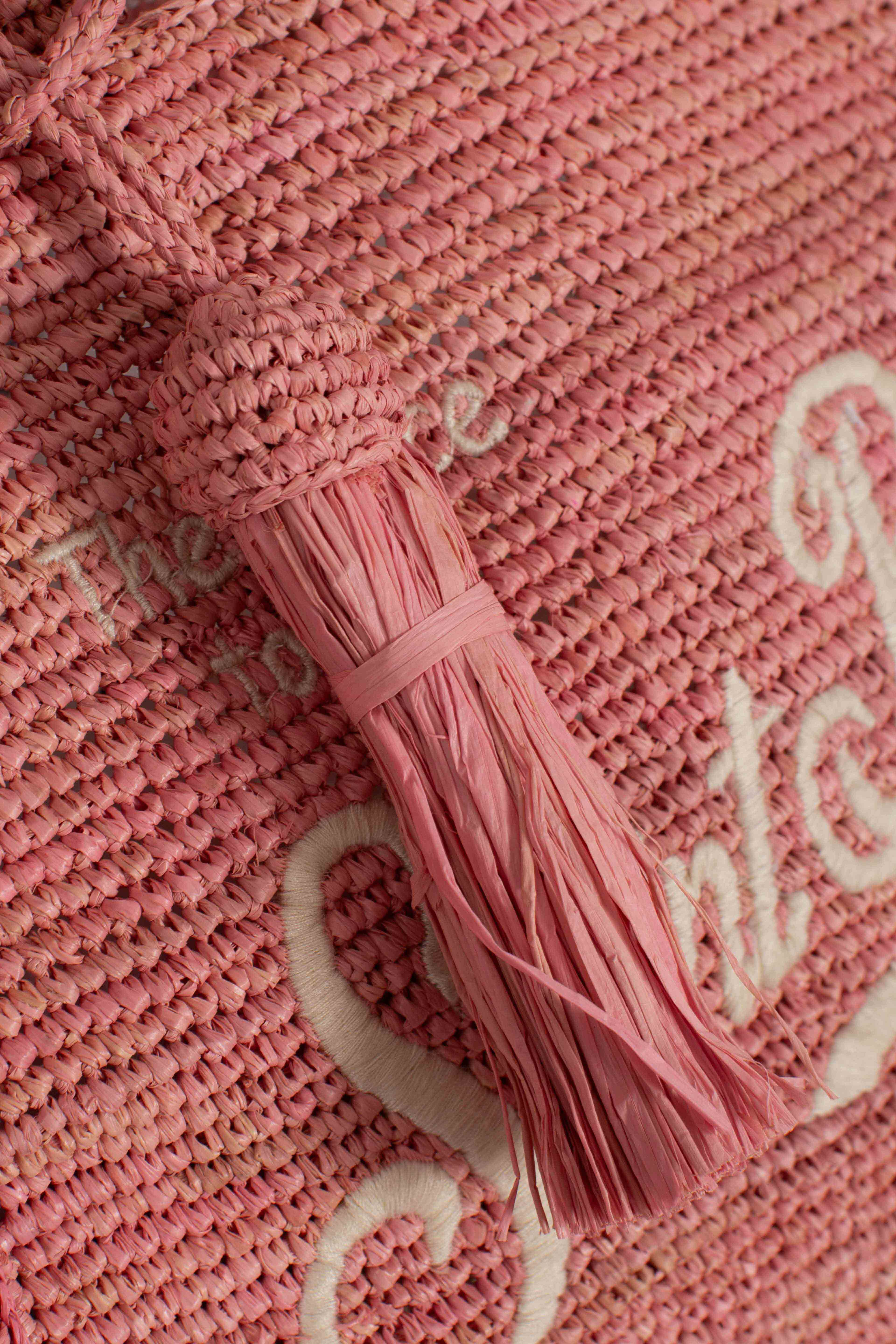 Borsa Volant medium in raffia con logo ricamato