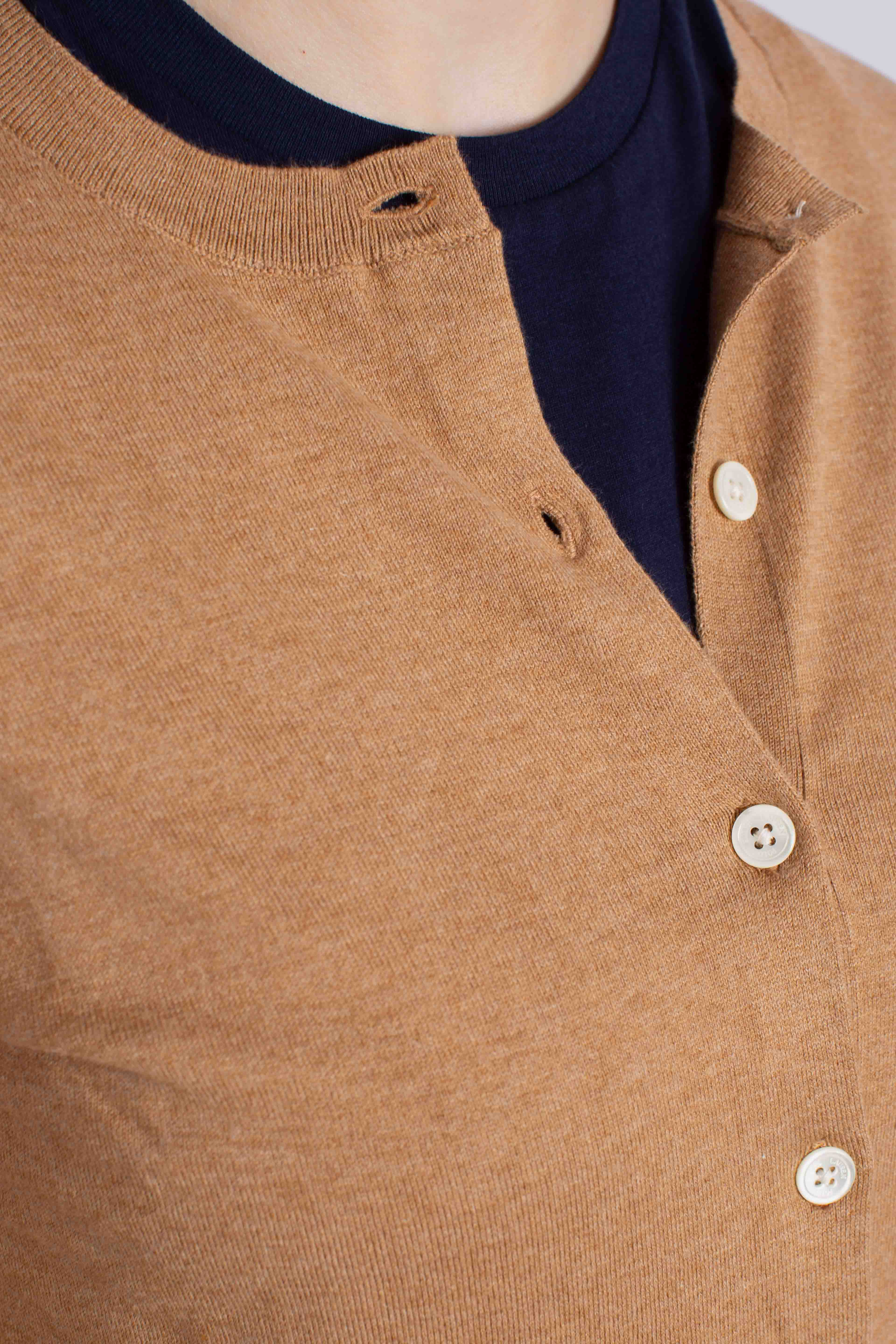 Cardigan girocollo in misto cotone elasticizzato camel