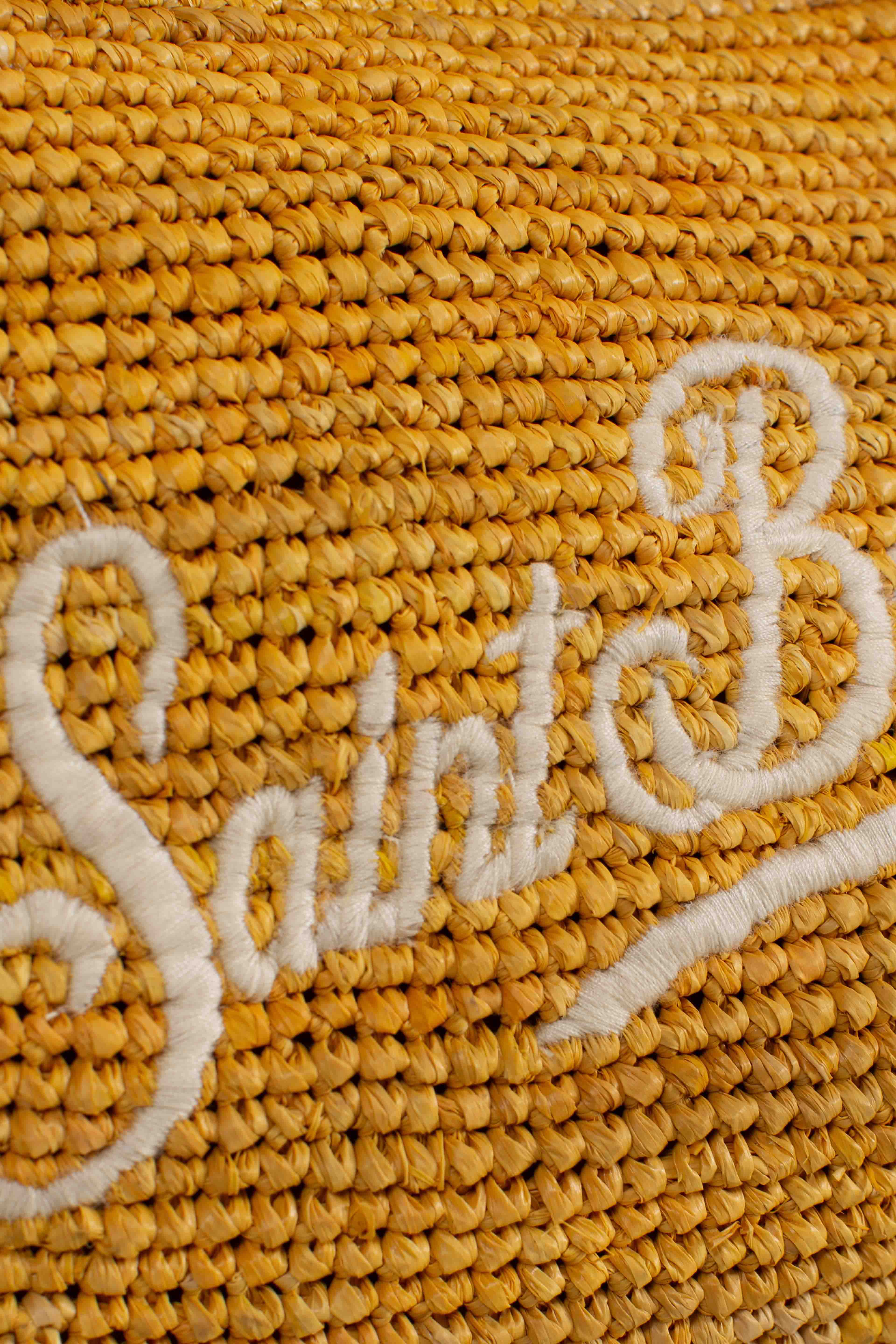 Pouch in rafia intrecciata yellow con logo ricamato