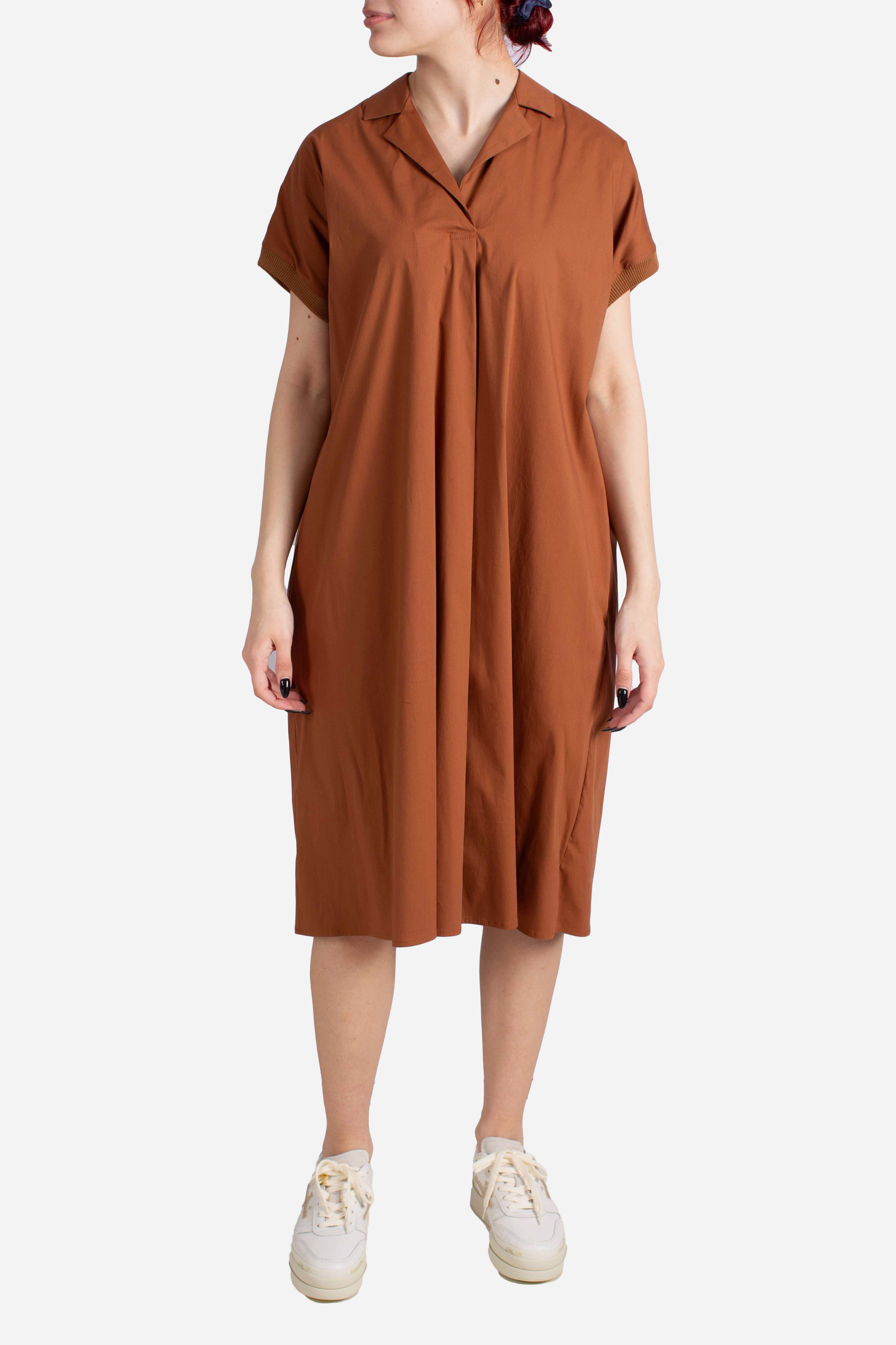 Abito midi chemisier con colletto e tasche tabacco