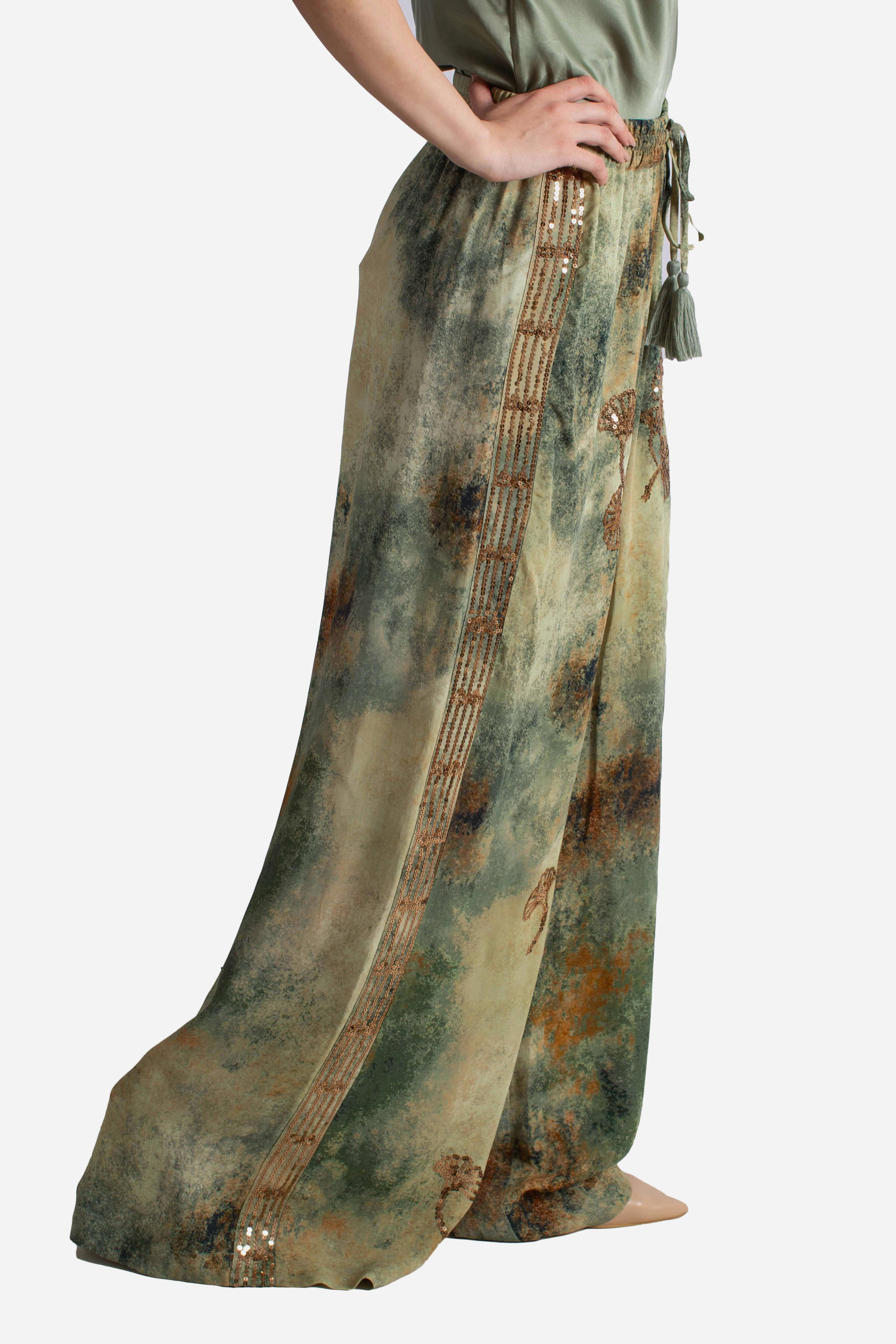 Pantalone donna in viscosa fantasia con ricami paillettes