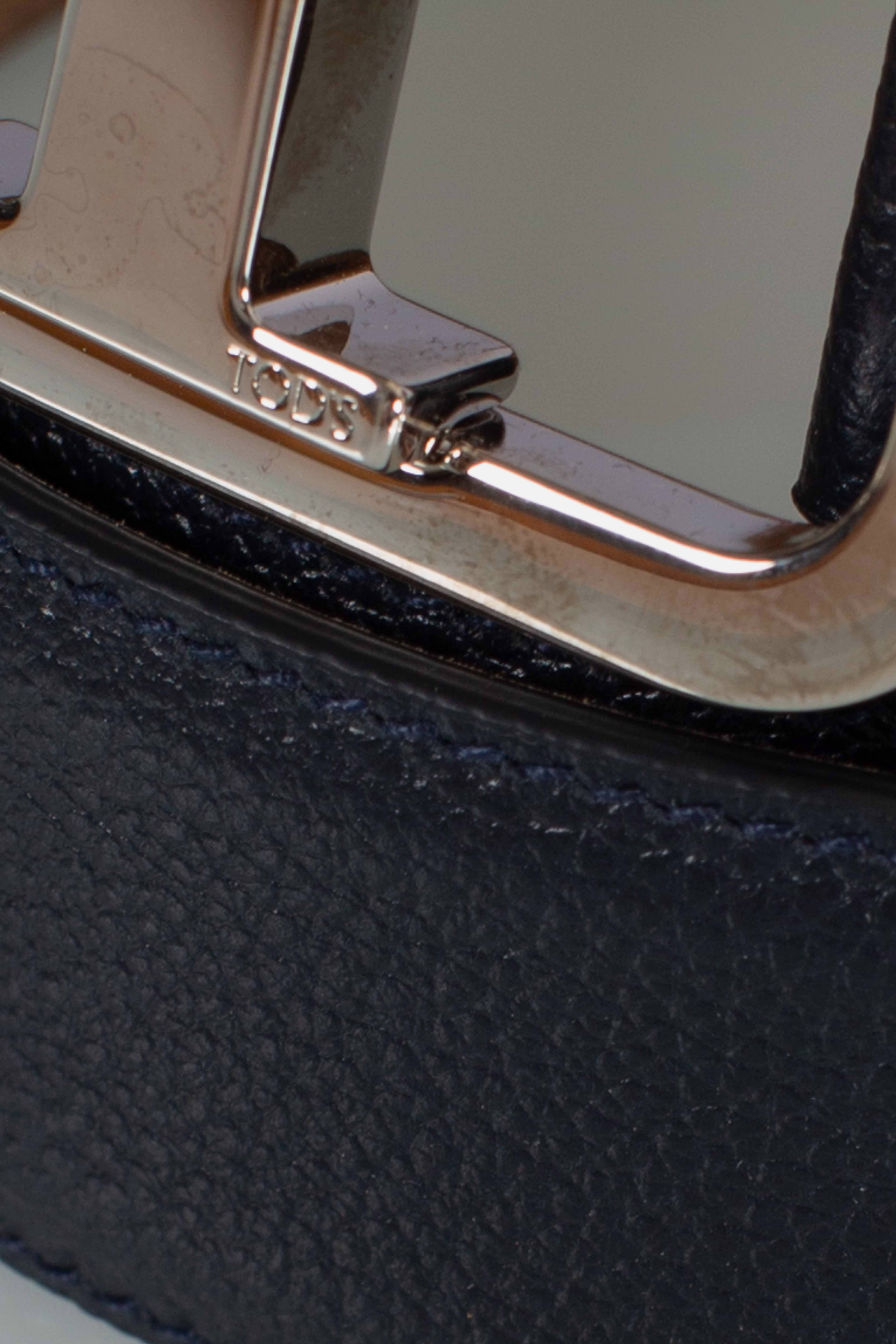 Cintura in pelle Tod's T Monogram in metallo Blu
