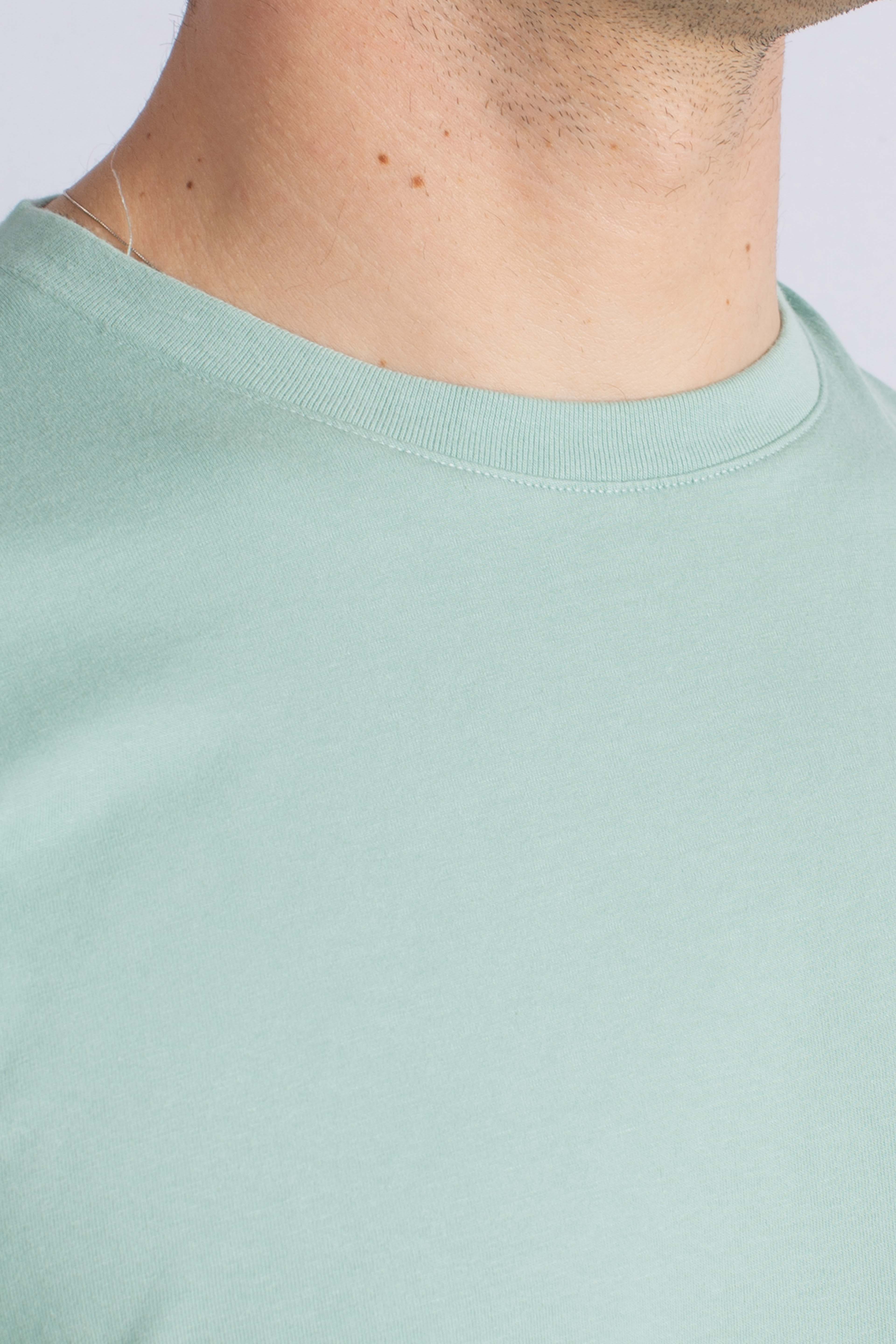 T-shirt Portland  green credit  card and debit girls