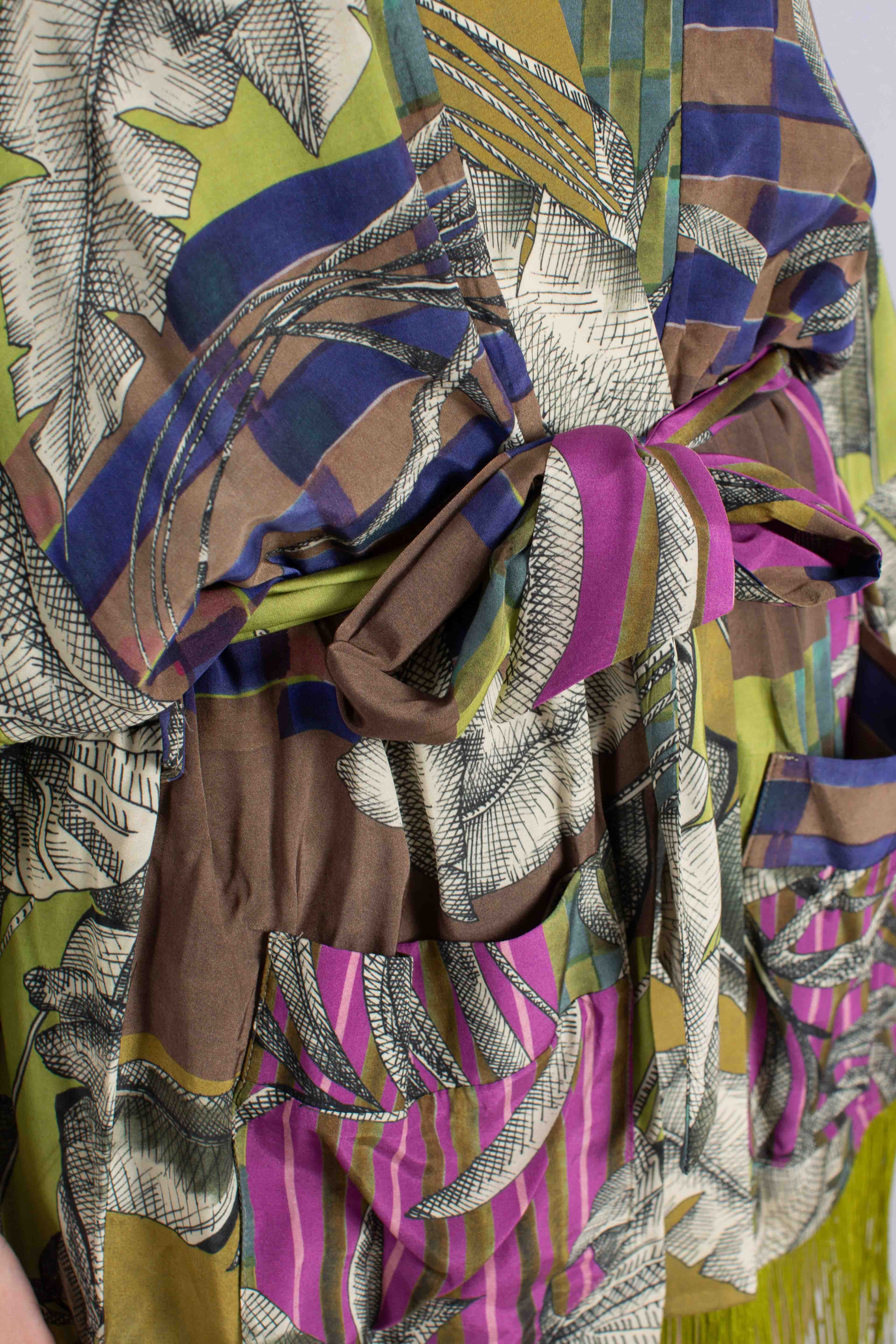 Kimono Dixie in viscosa fantasia con frange