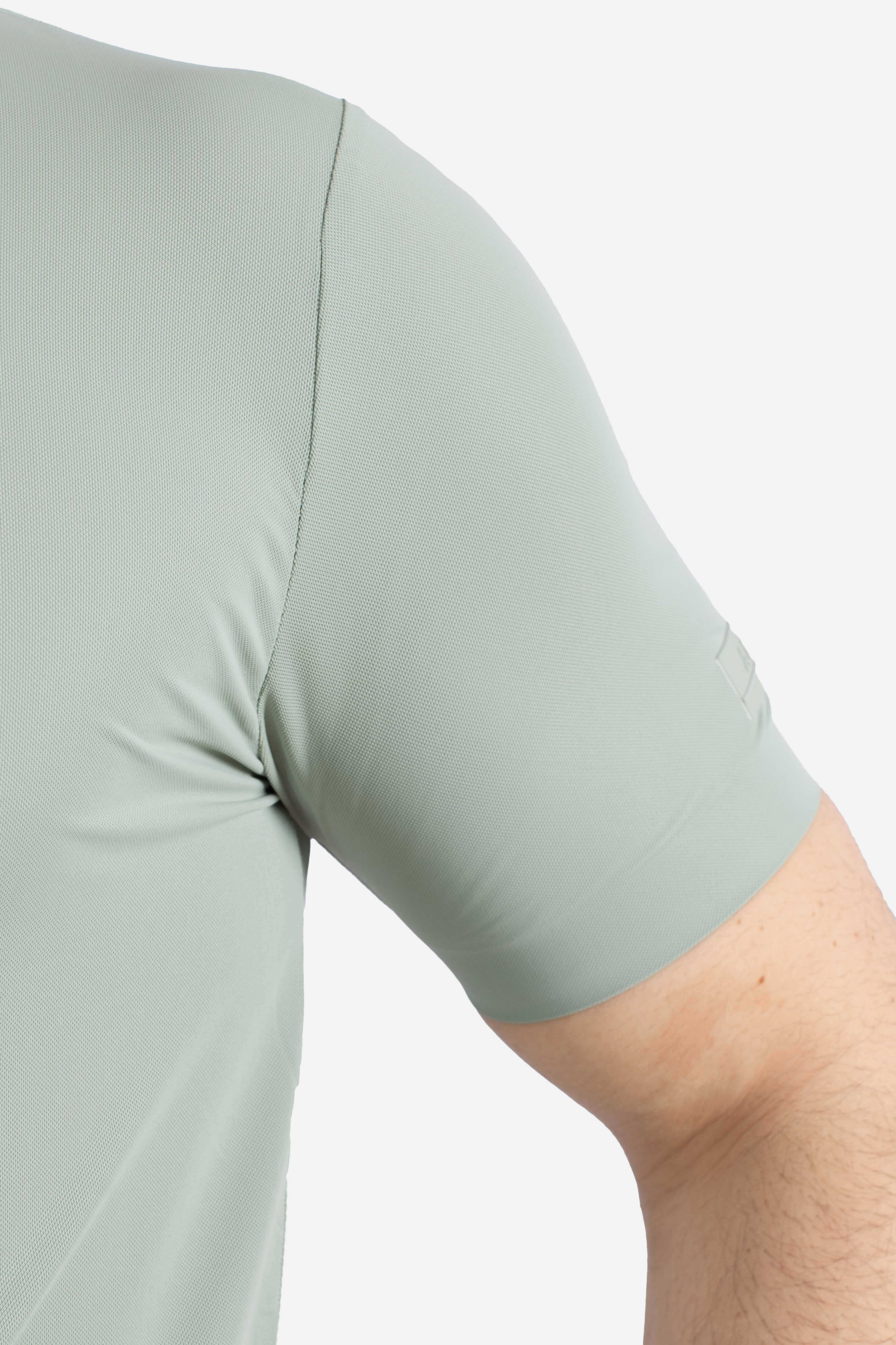T-shirt tecnica salvia