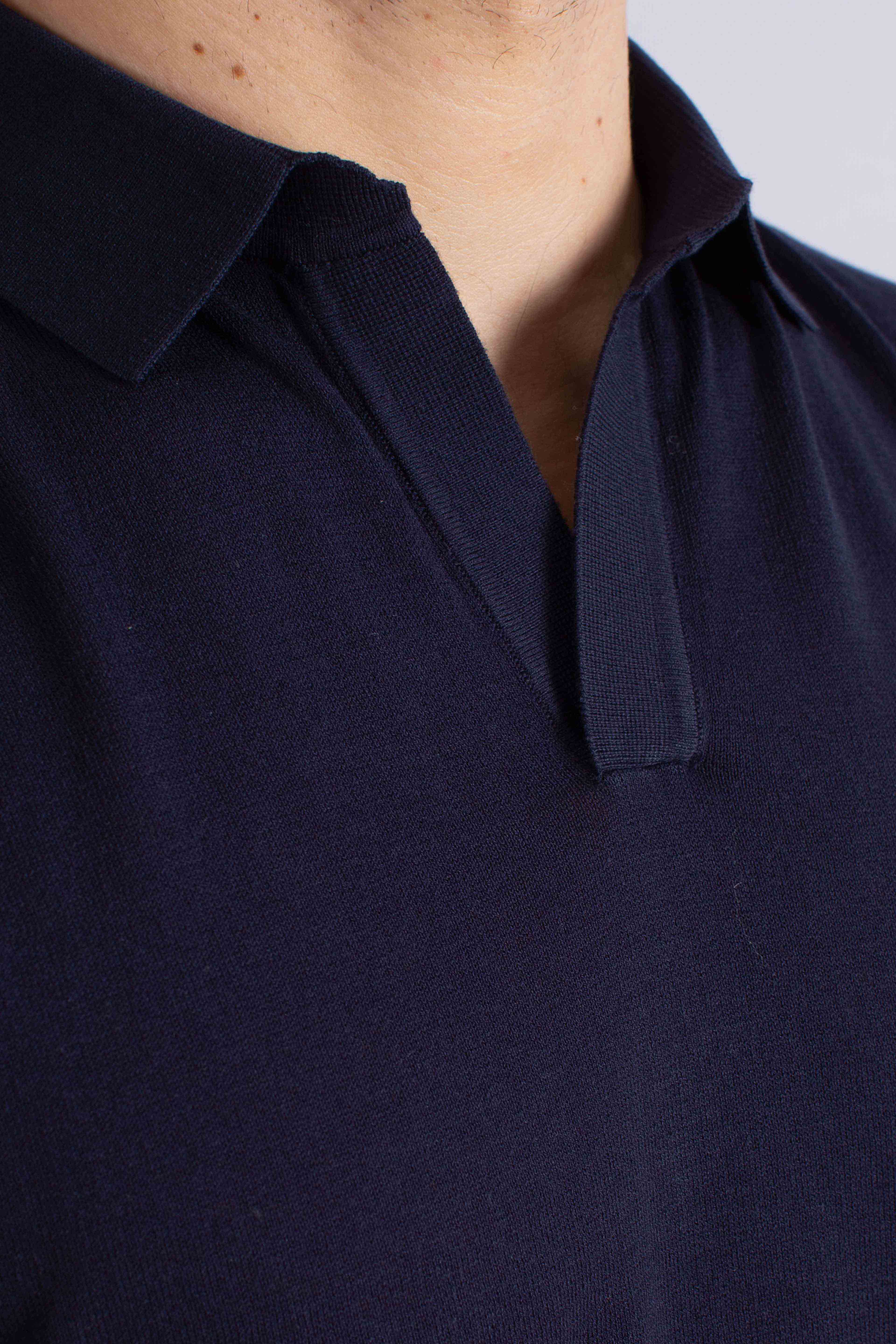 Polo Sloan senza bottoni in maglia blue navy
