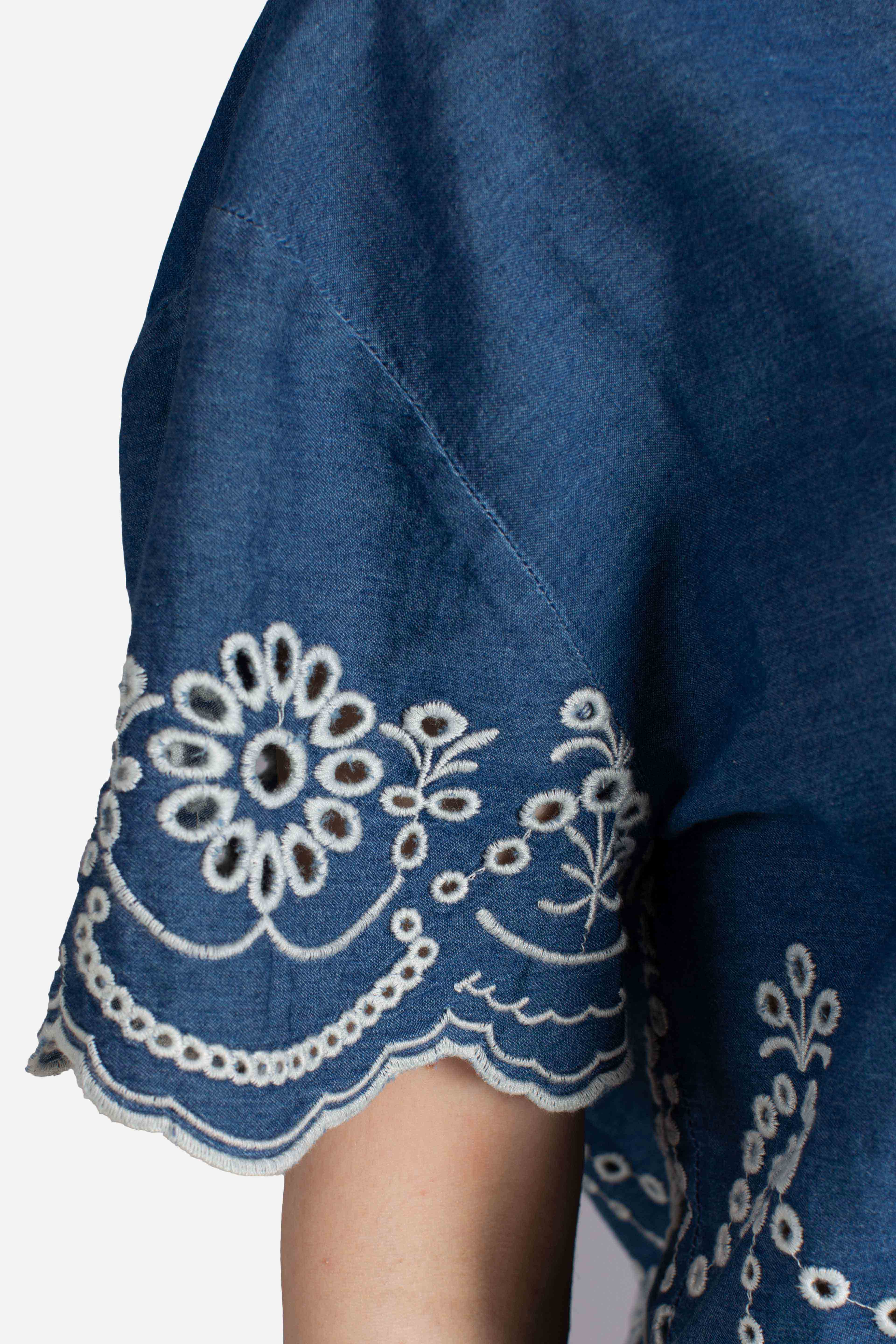 Camicia Clementine in chambray con ricamo floreale