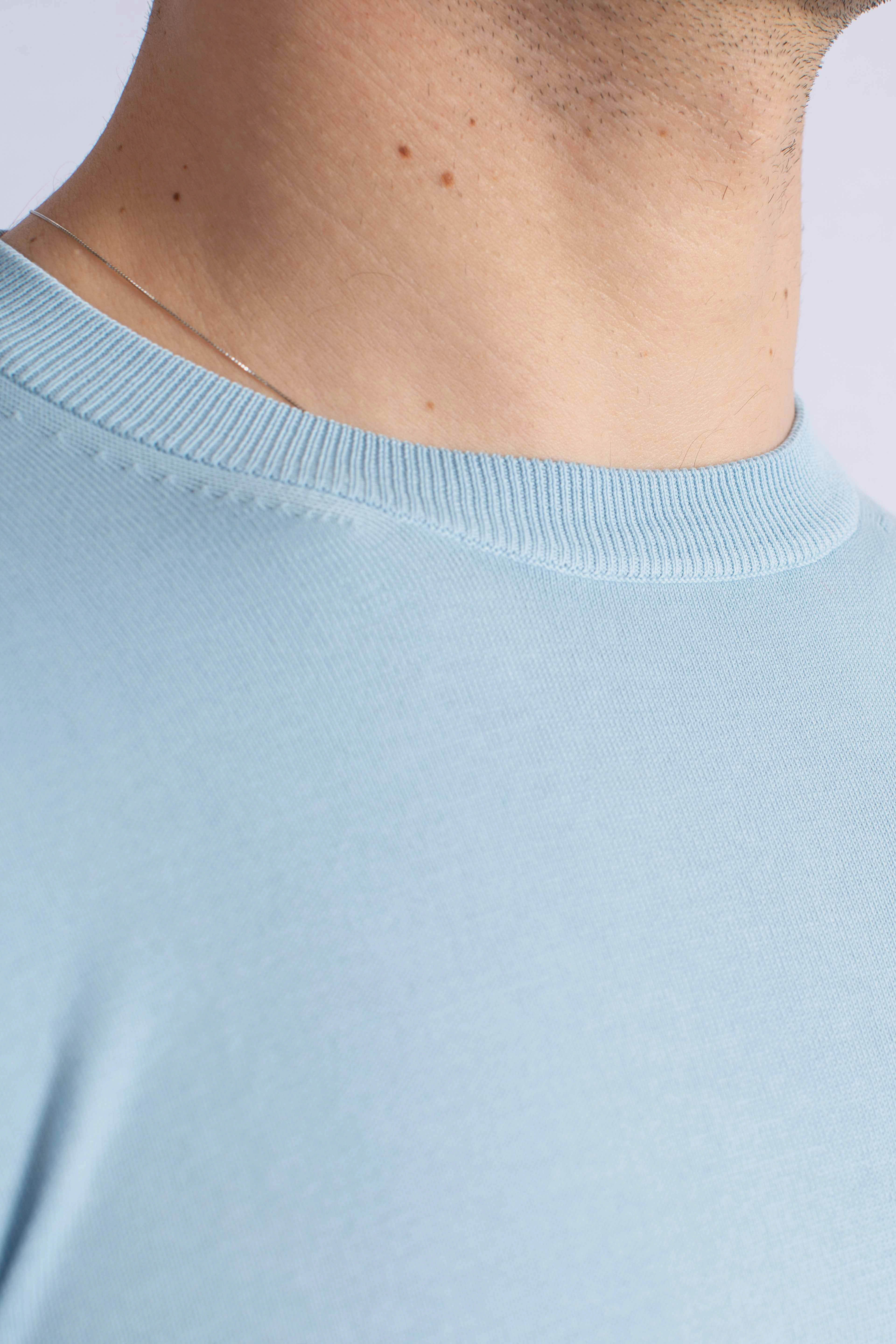 Maglia girocollo in cotone extrafine celeste