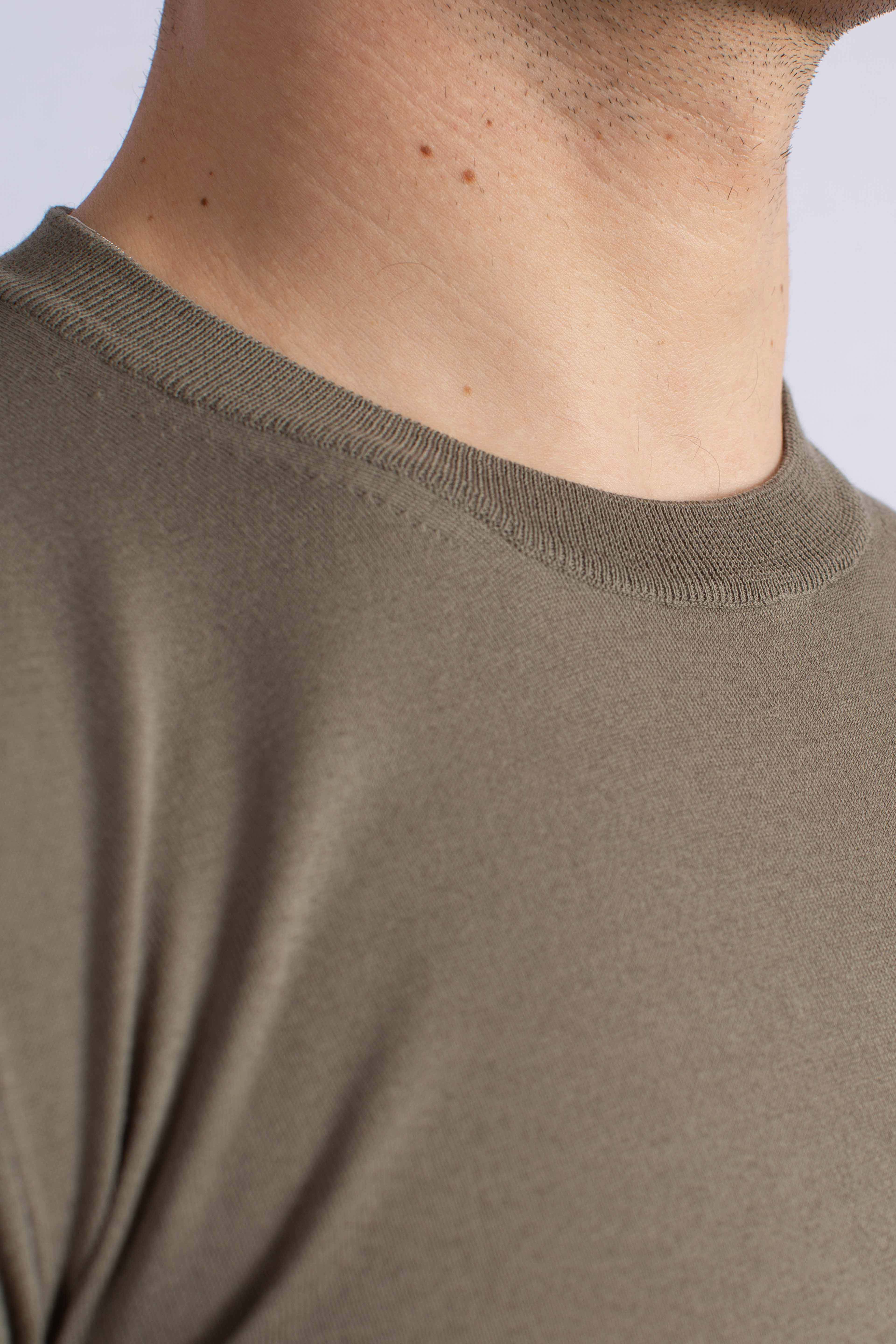 Maglia girocollo in cotone extra-fine verde militare