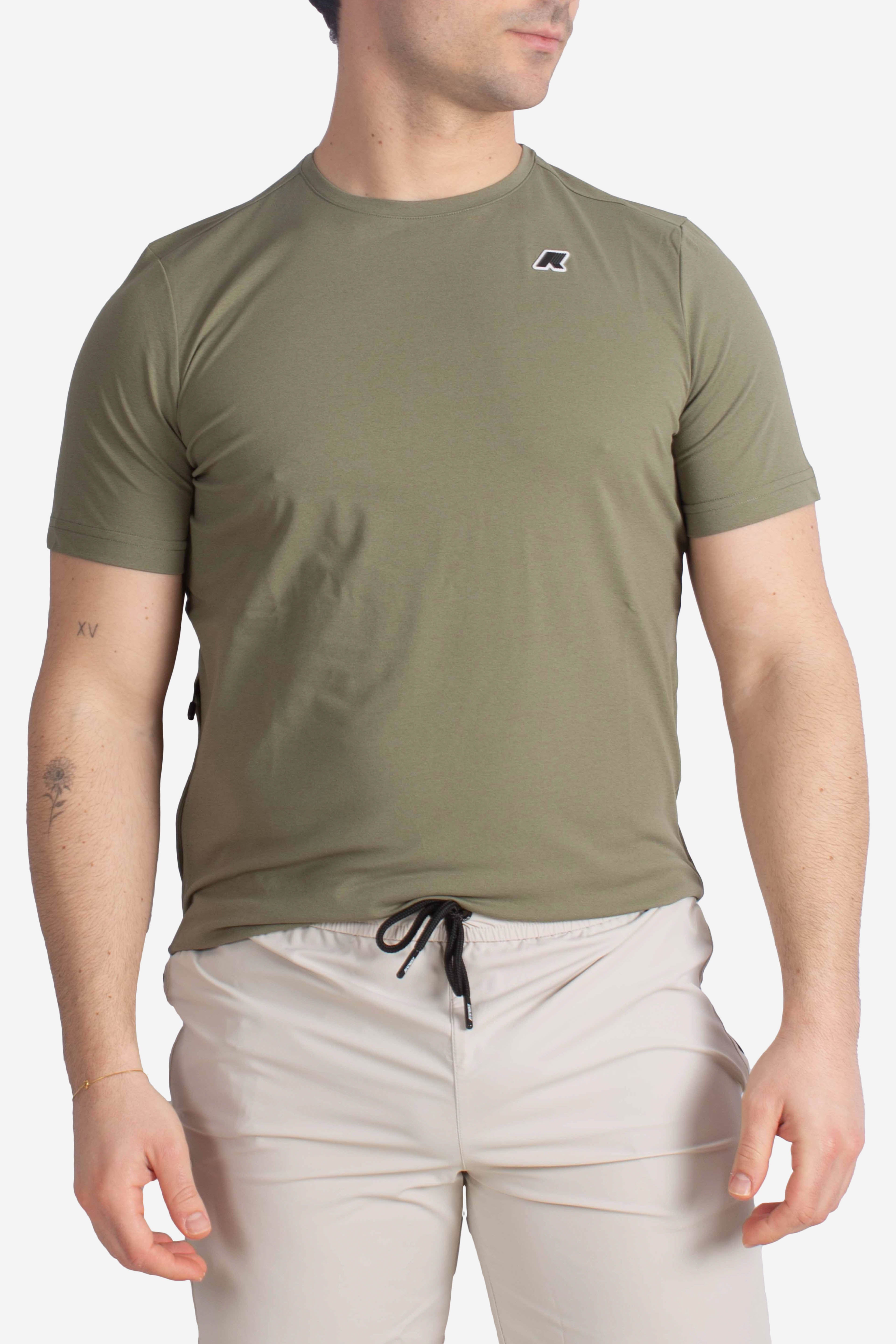 T-shirt Sergine travel green lichen