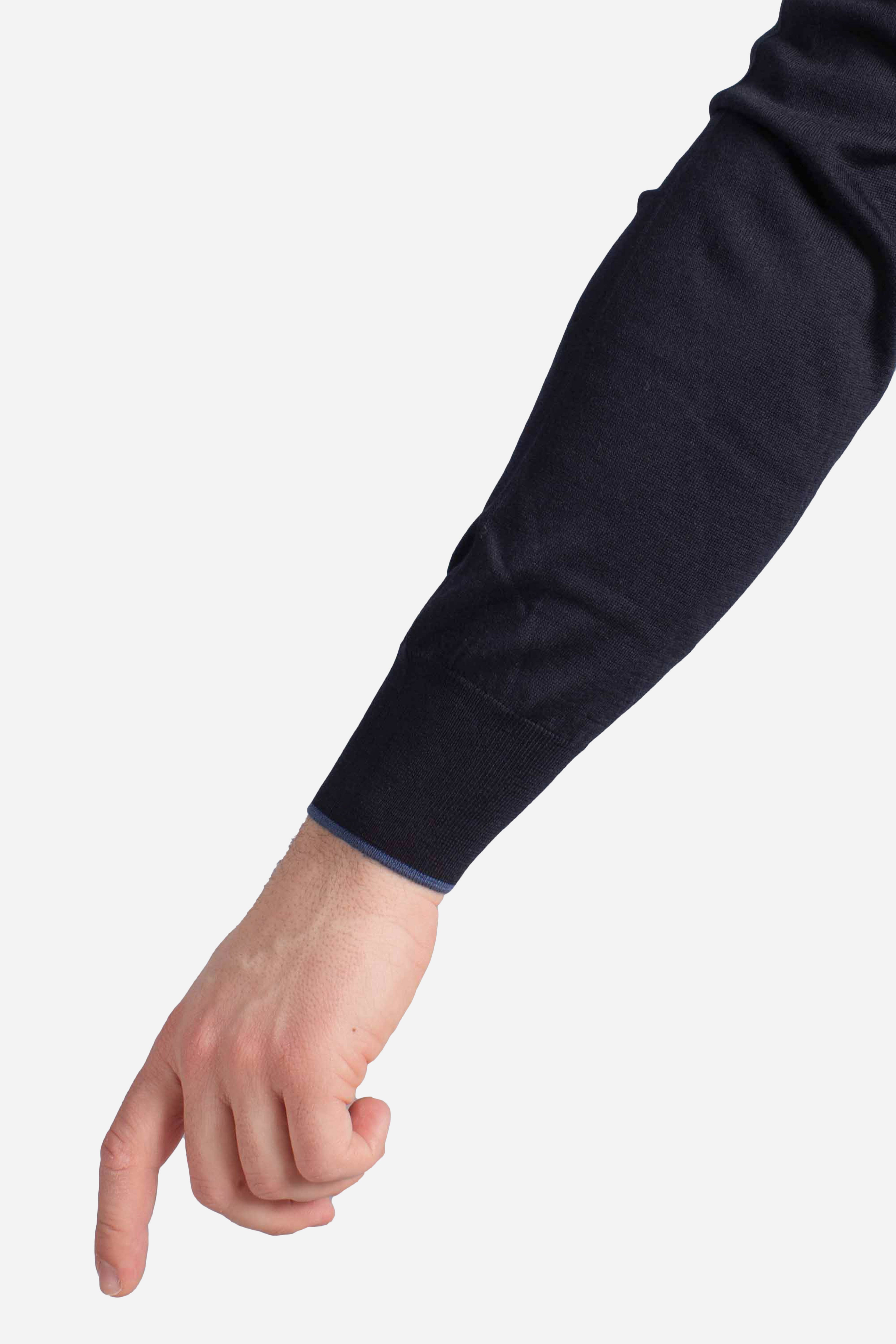 Maglia girocollo in seta e cotone blu
