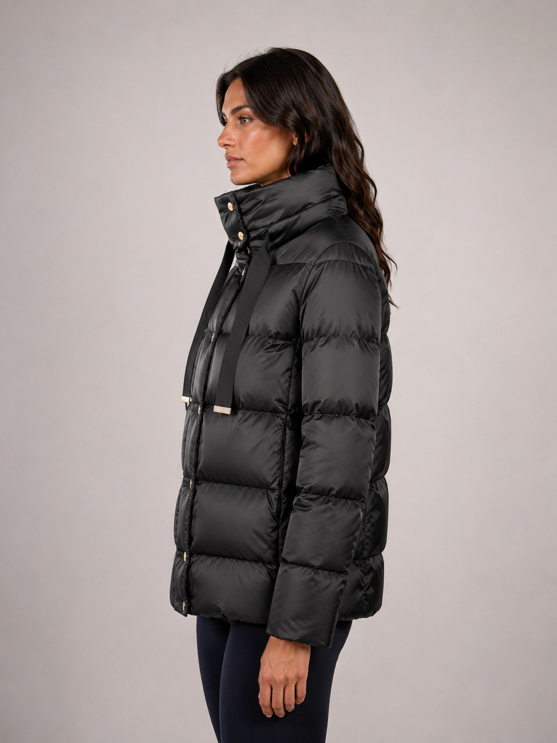 Herno cappa donna in satin nero