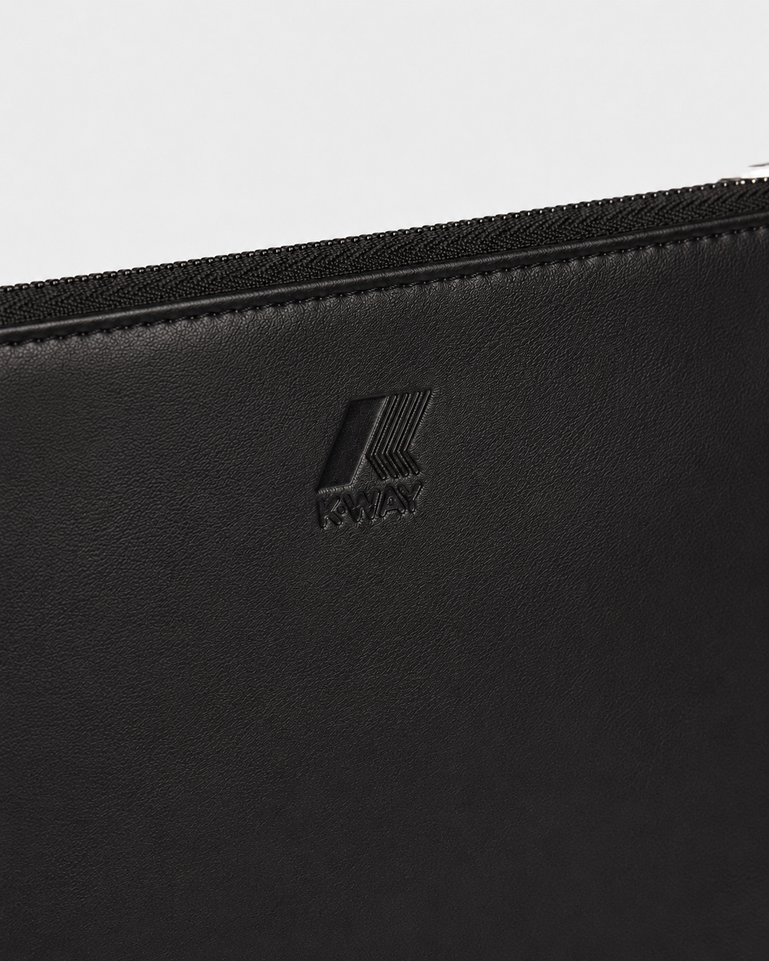 ALINE POCHETTE NOER BLACK PURE