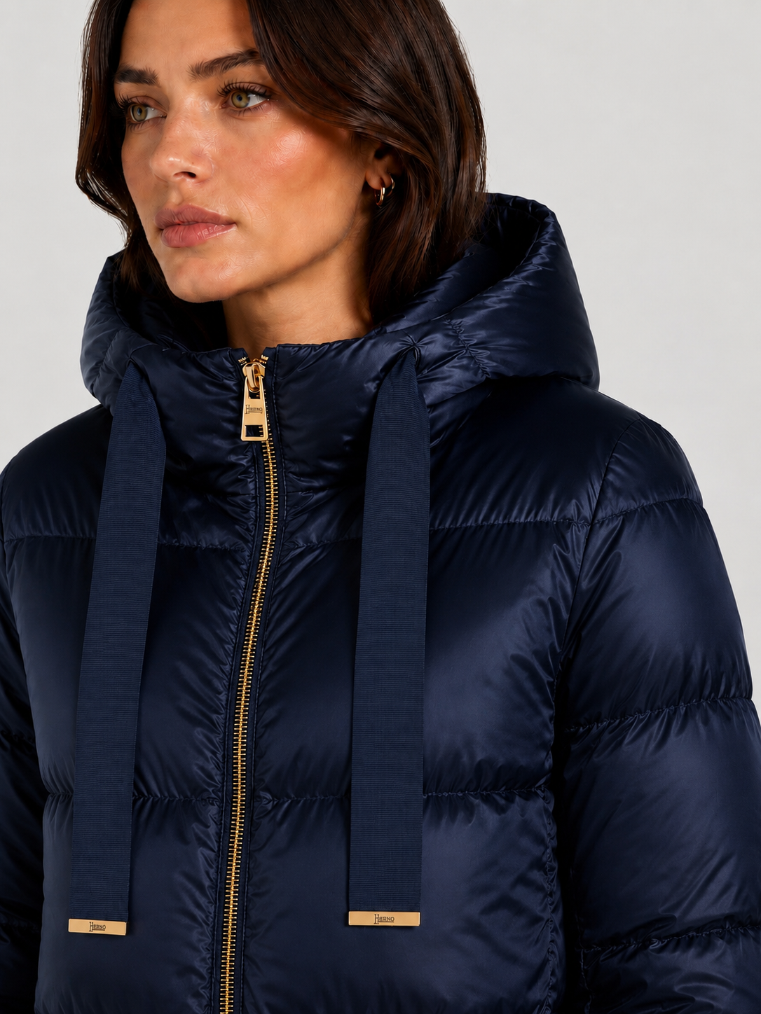 Piumino Donna Nylon Satin new blu con Cappuccio e Zip Oro