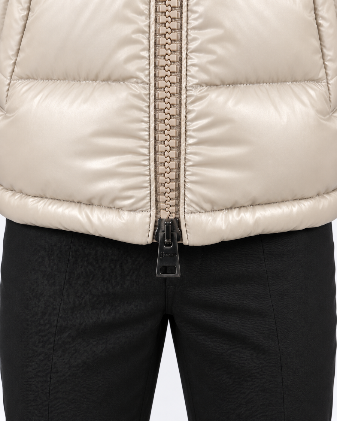 Herno Piumino uomo chantilly con cappuccio e zip a doppio cursore