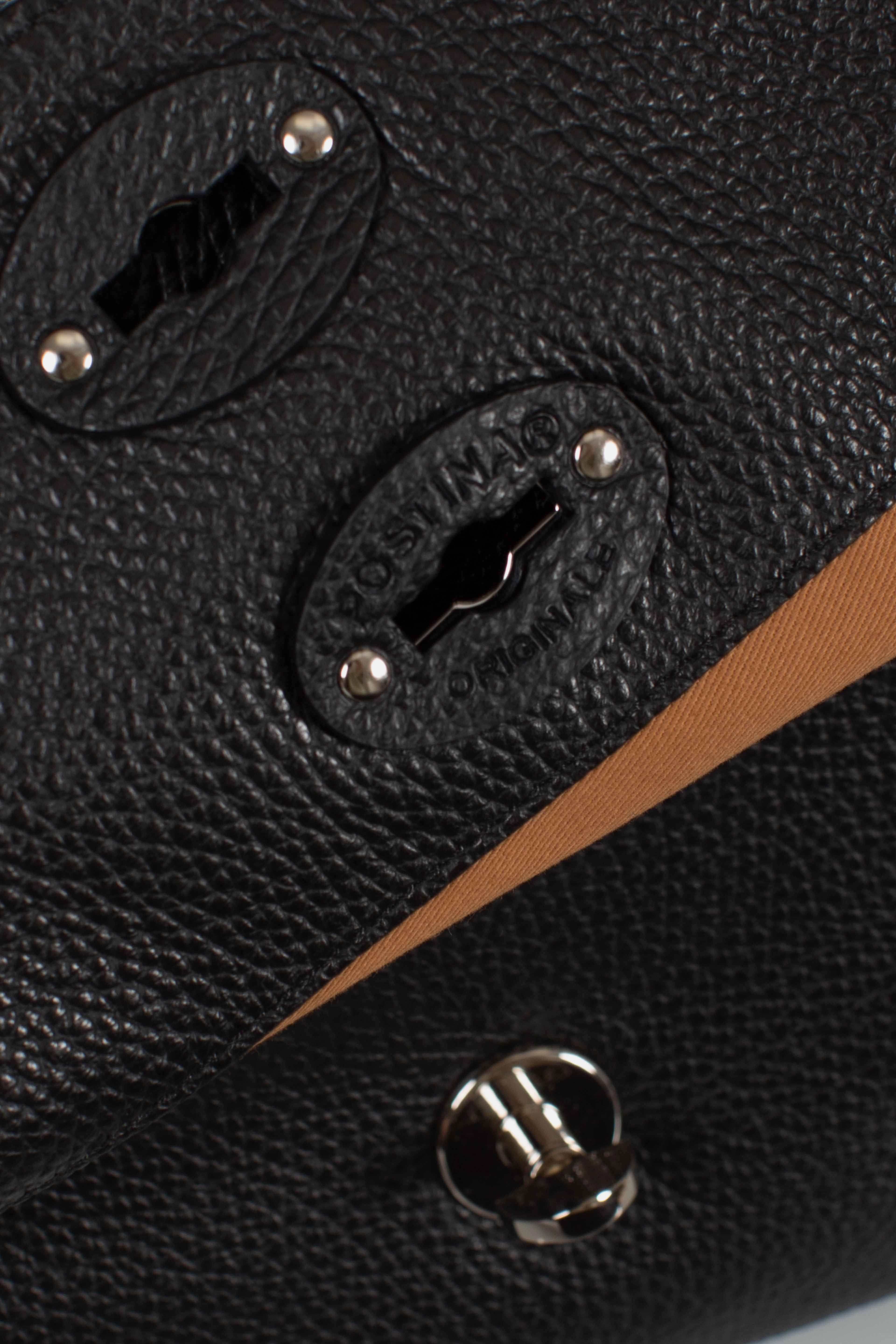 BORSA POSTINA® MEDIUM IN PELLE MARTELLATA BLACK NERO