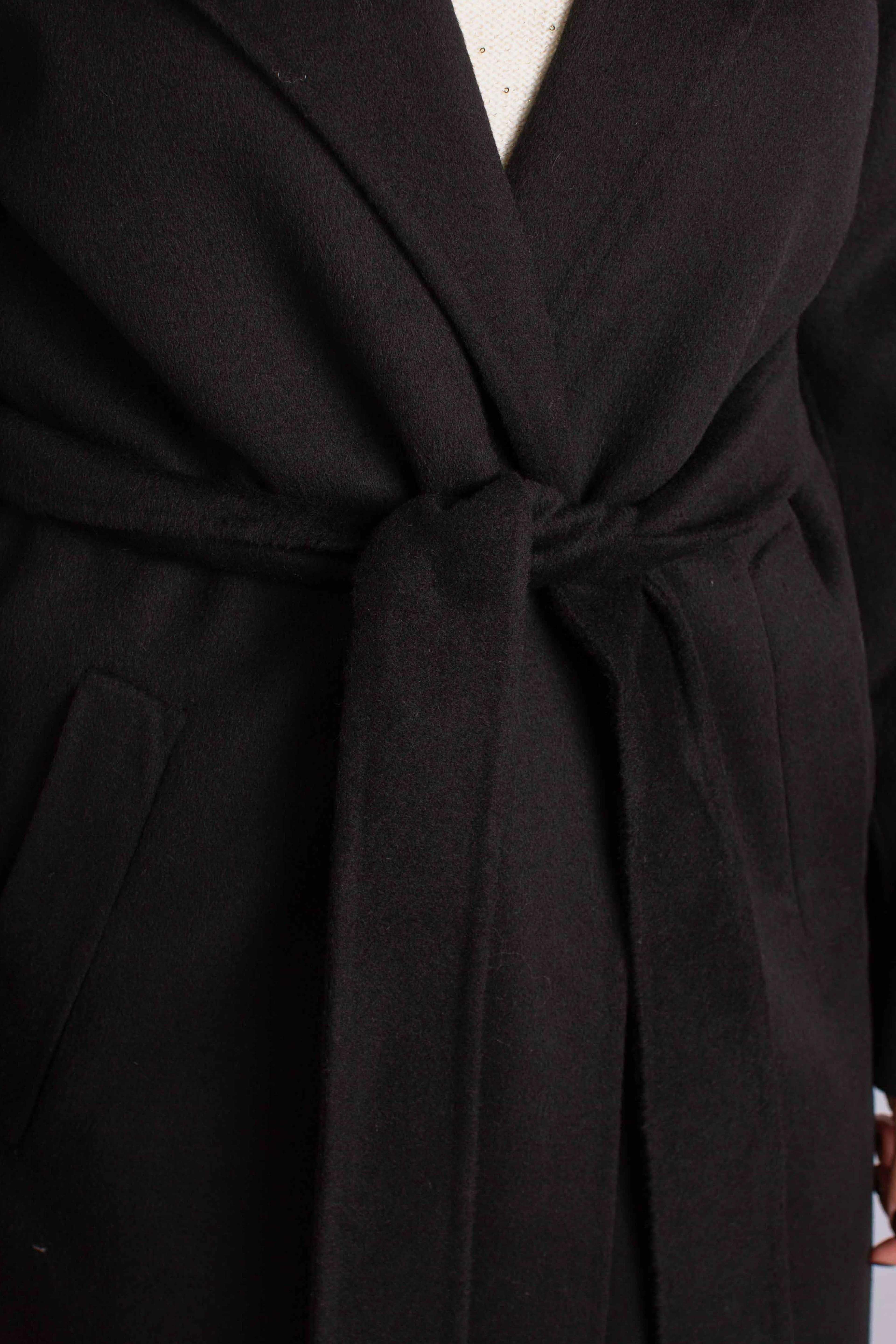 Cappotto lungo con cappuccio e cintura nero K330Y006A1900 DIXIE