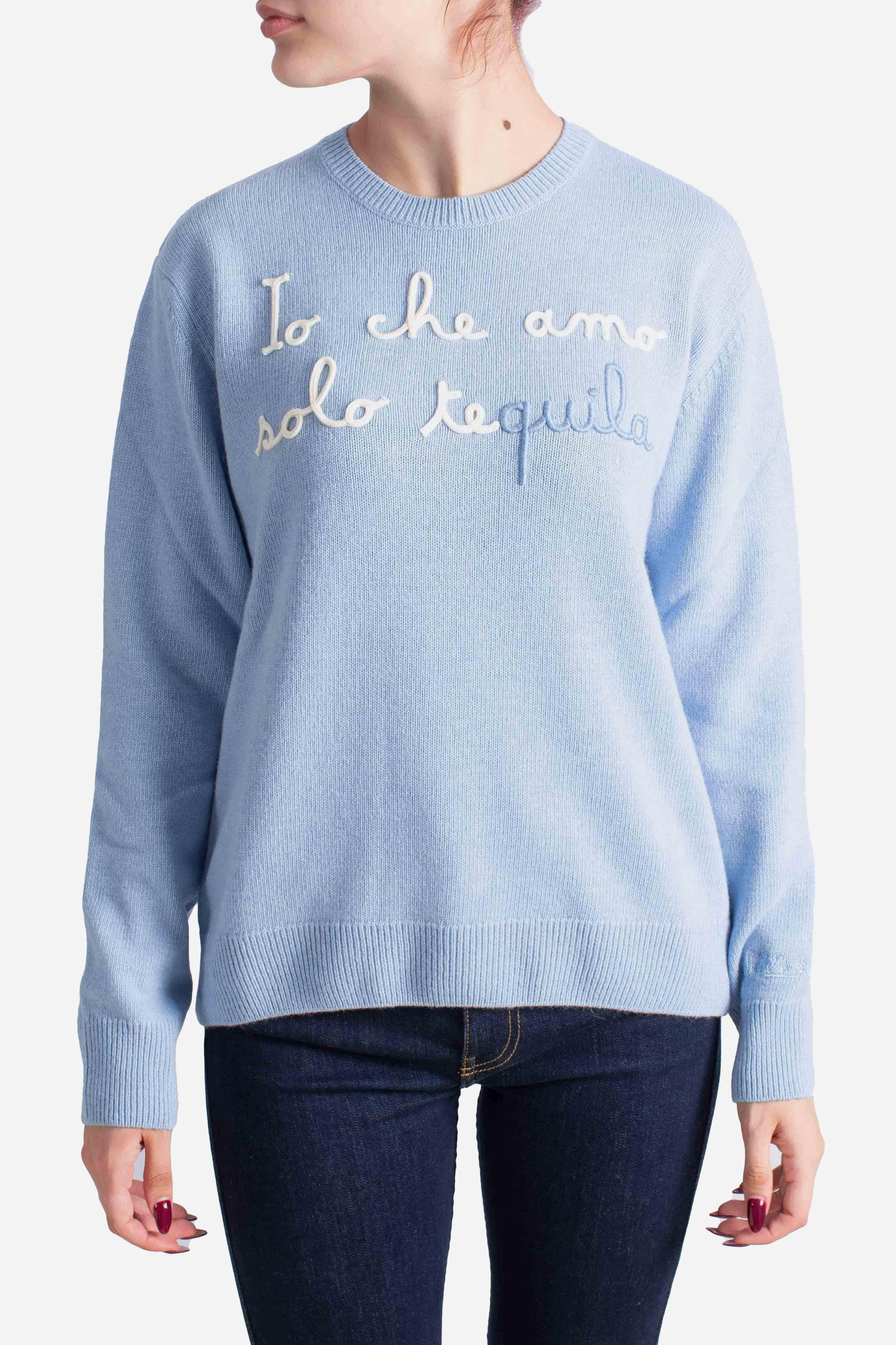 Maglione azzurro New Queen in misto cashmere con ricamo Io che amo solo tequila QUE001000586I MC2 SAINT BARTH