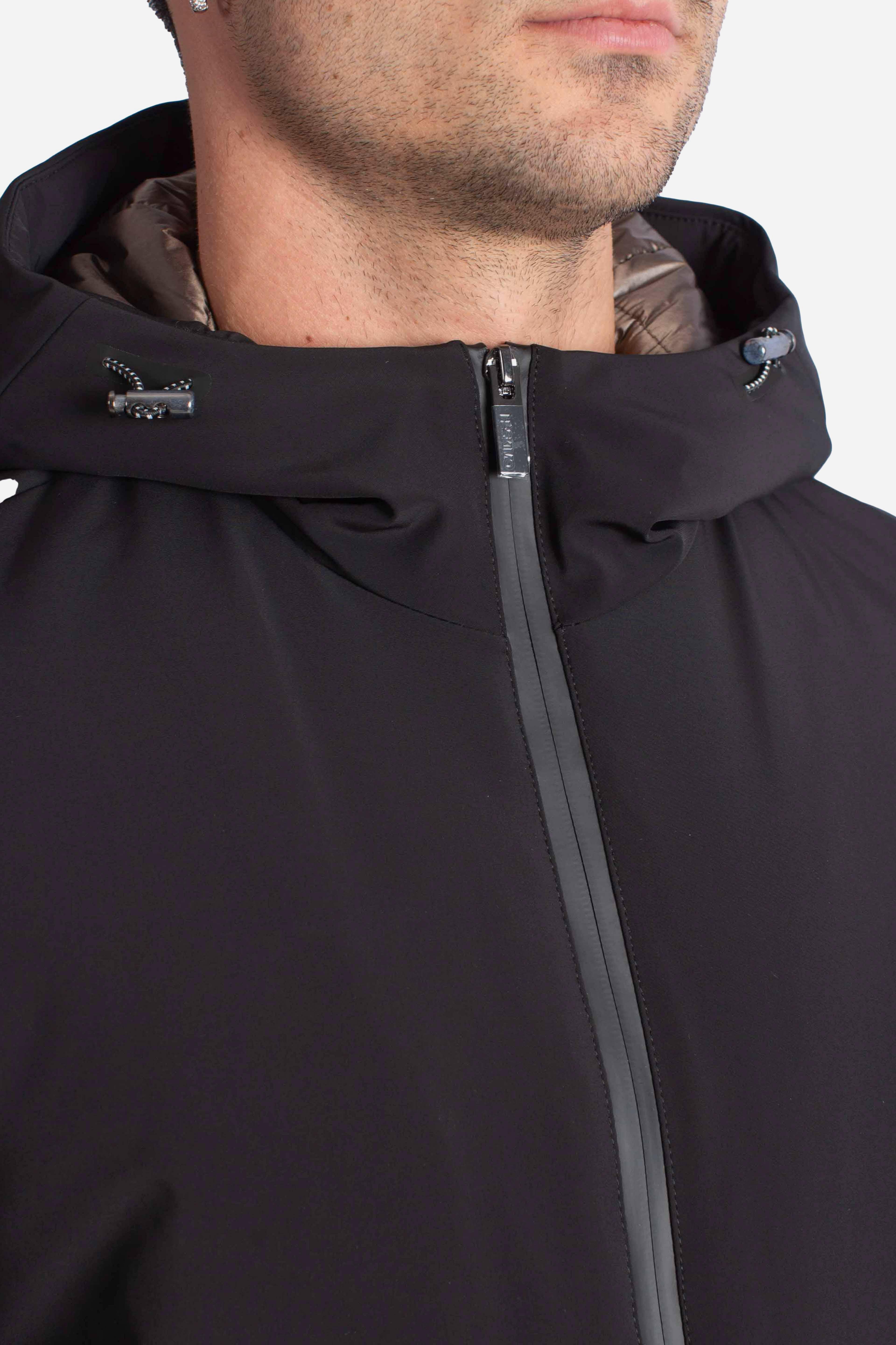 Giubbotto softshell nero con Imbottitura Sorona® con Cappuccio HE9440005NERO HESKIMO