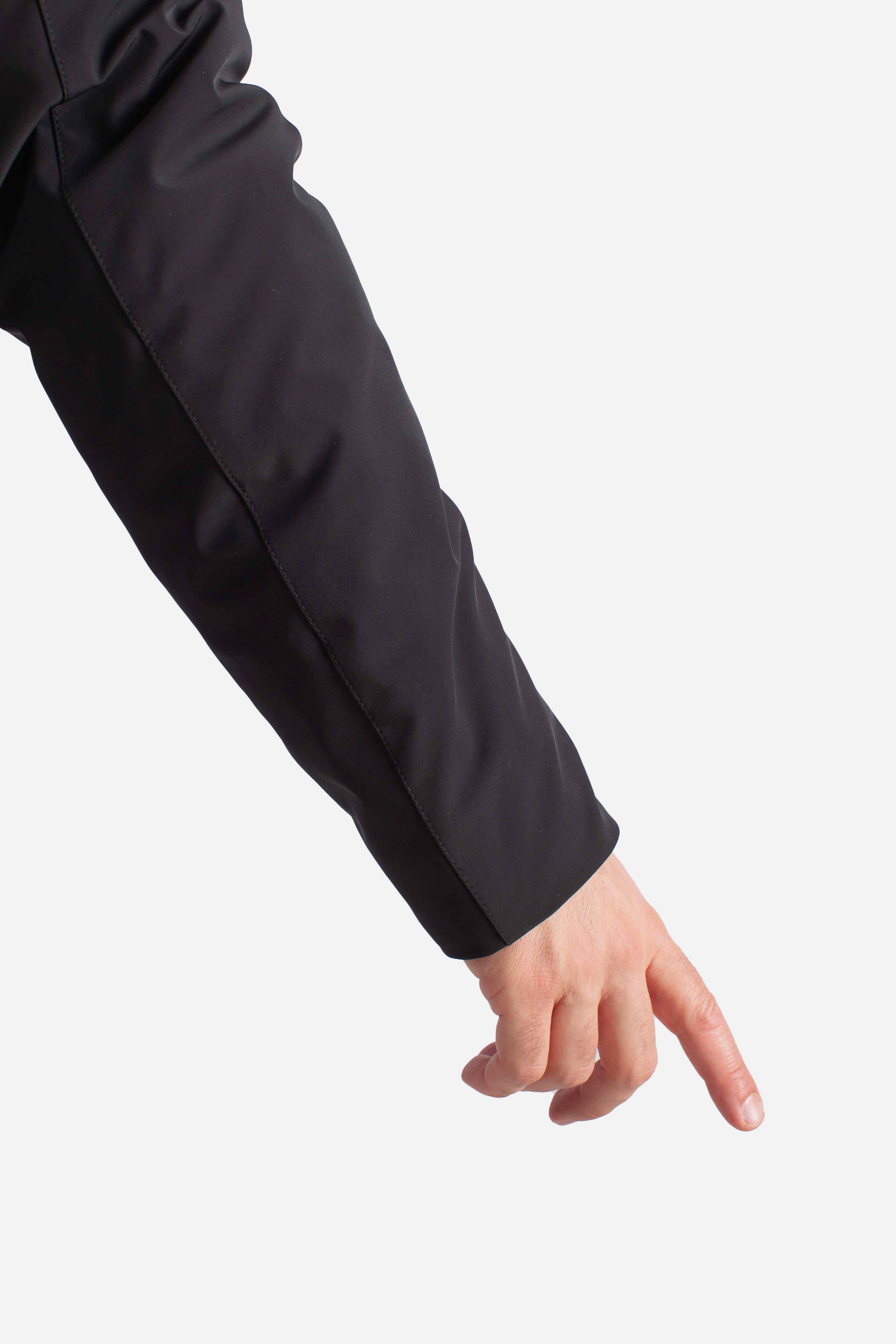 Parka Tecnico nero con Imbottitura Sorona® Thermo Insulation System HE9440006NERO HERNO